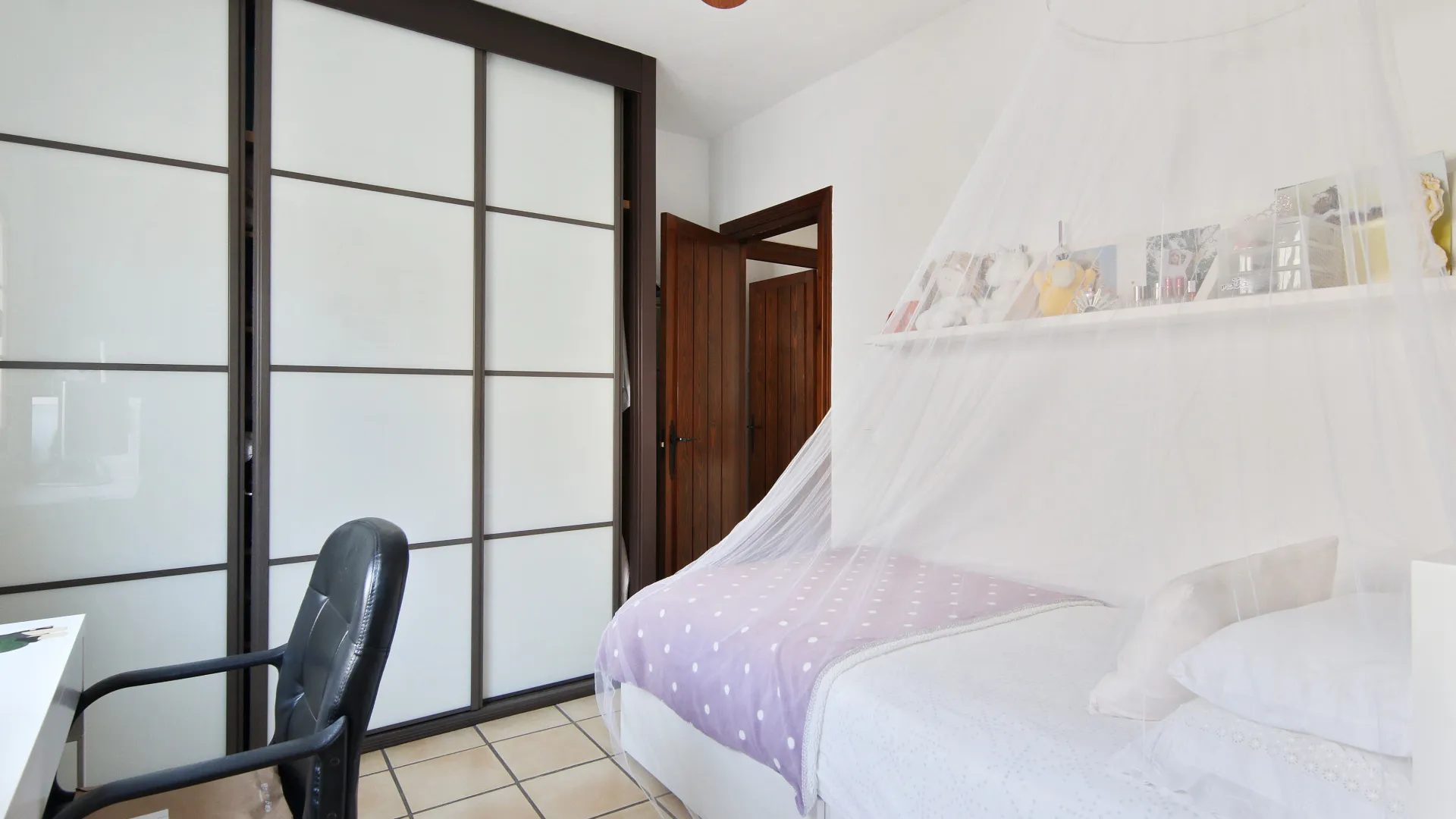 For sale 2 bedrooms town house in Estepona Old Town