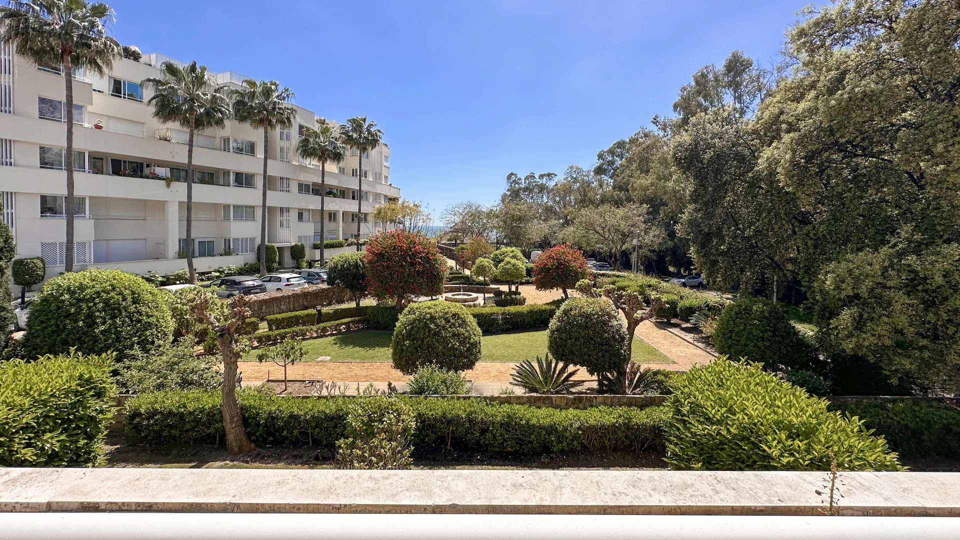 For sale town house with 3 bedrooms in Los Granados Playa