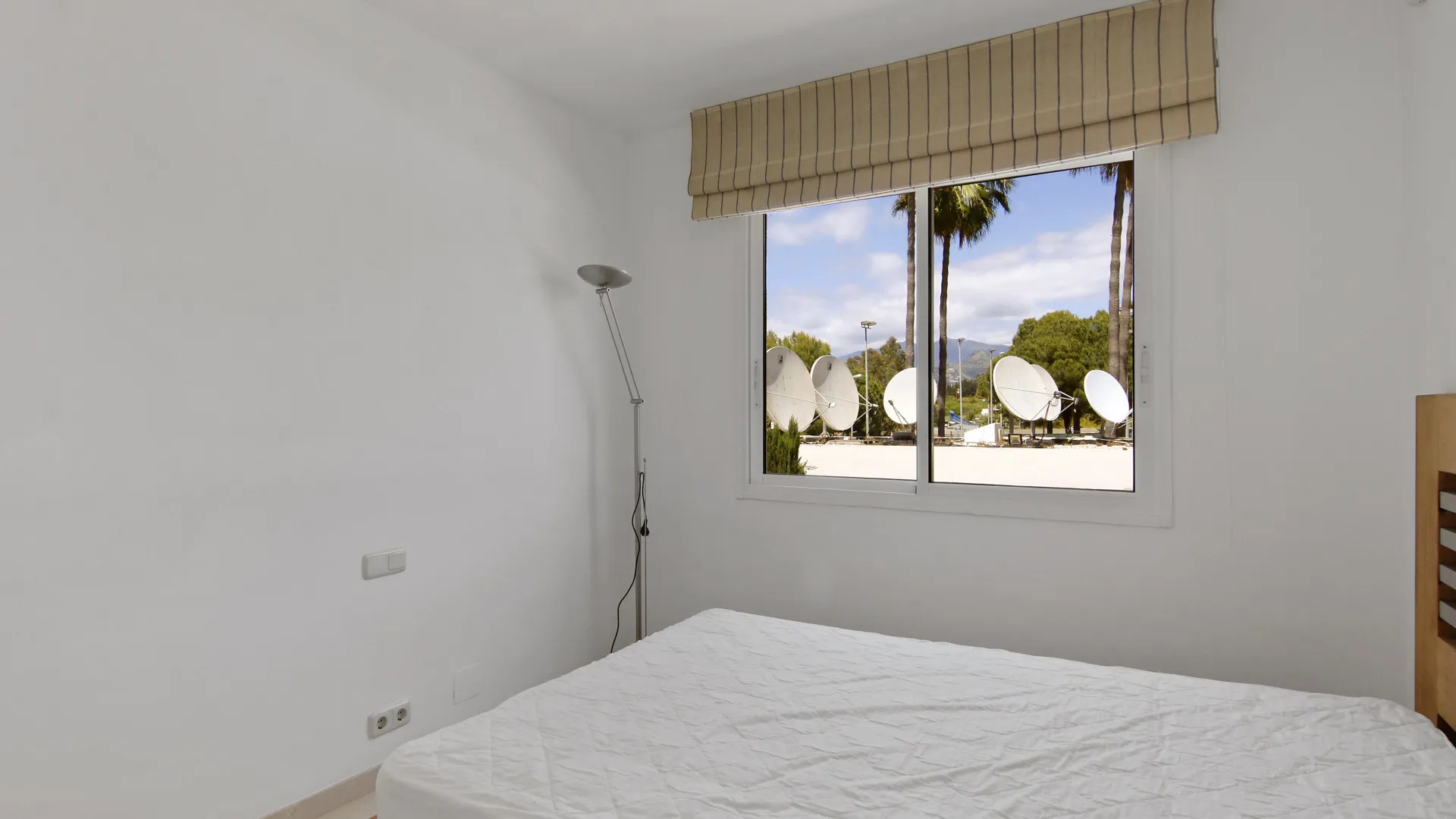 For sale town house with 3 bedrooms in Los Granados Playa