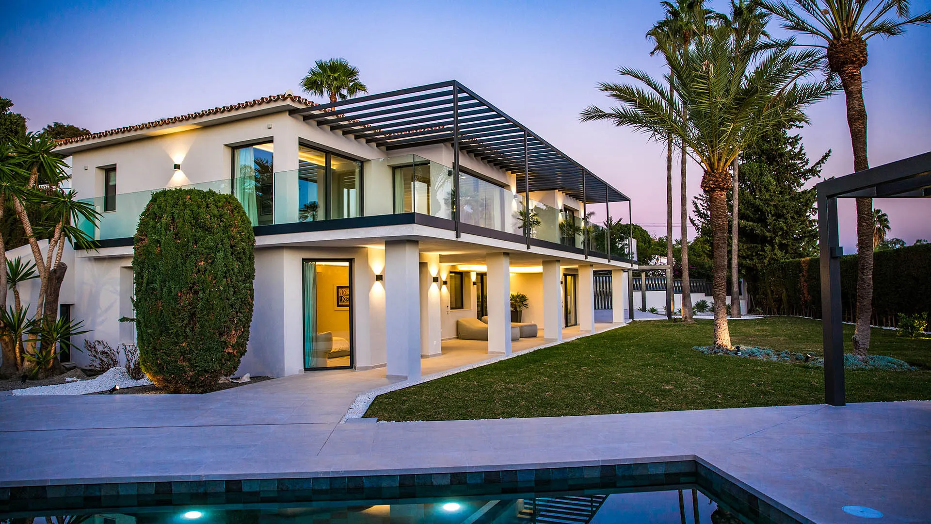 Comprar villa en Nagüeles