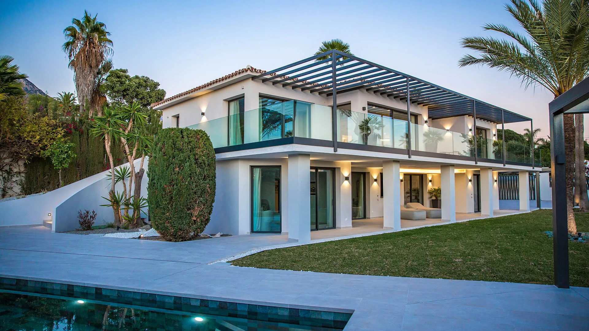 Comprar villa en Nagüeles