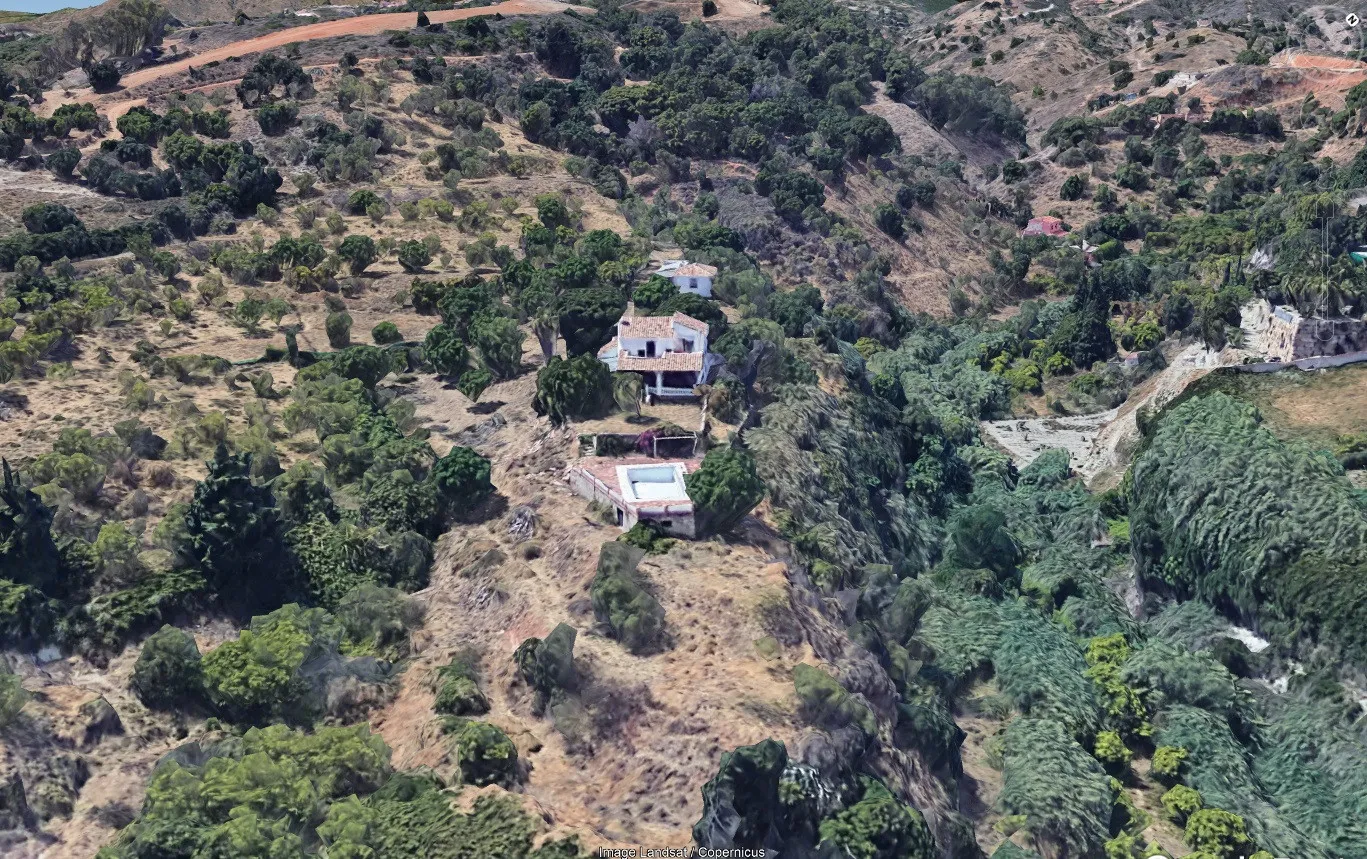 Estepona, finca en venta