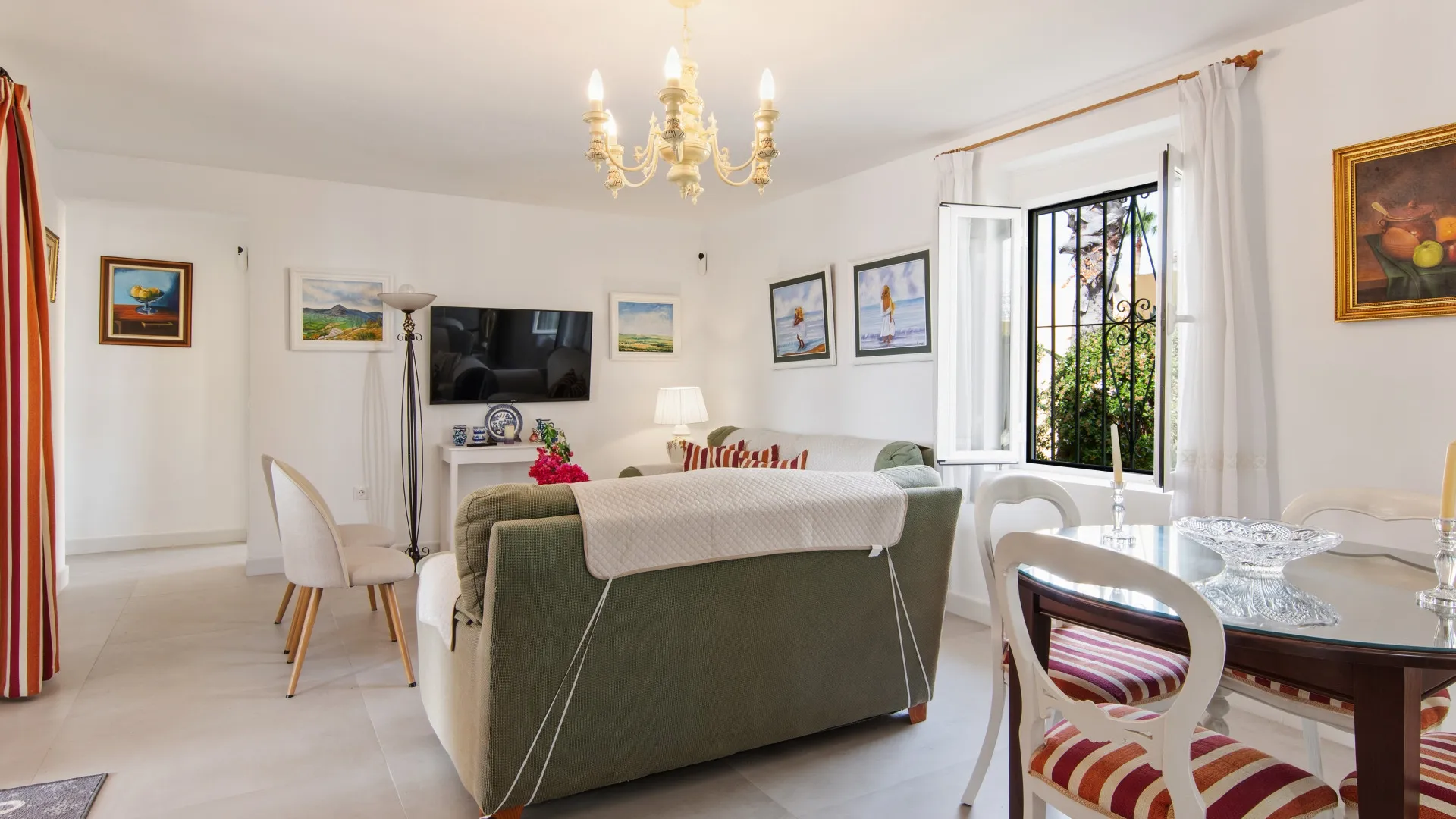 Se vende villa de 2 dormitorios en Puerto Romano