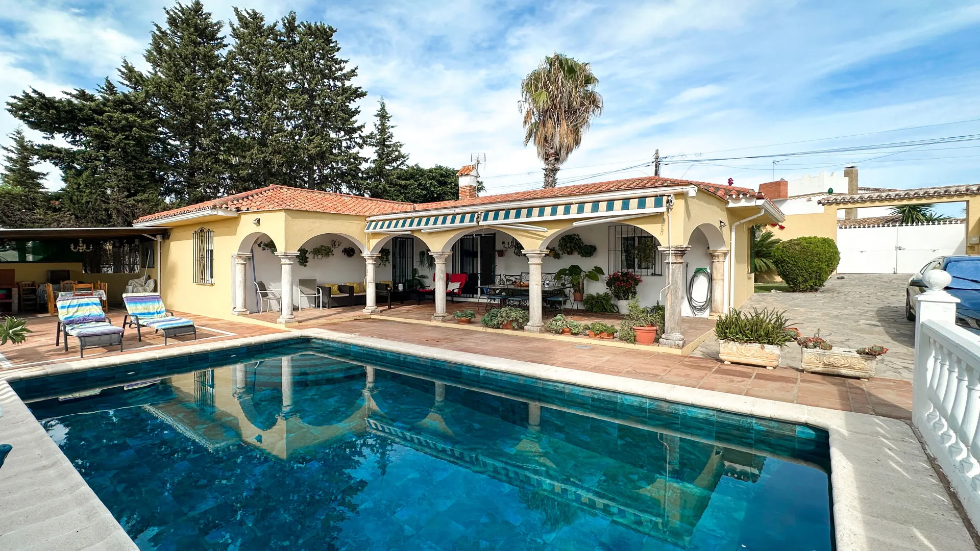 Se vende villa de 2 dormitorios en Puerto Romano