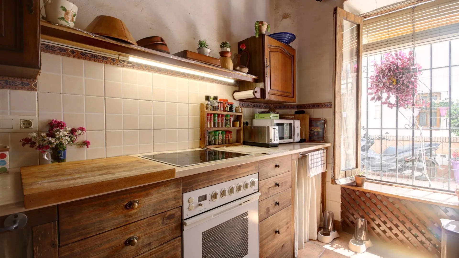 For sale Estepona Old Town 3 bedrooms town house