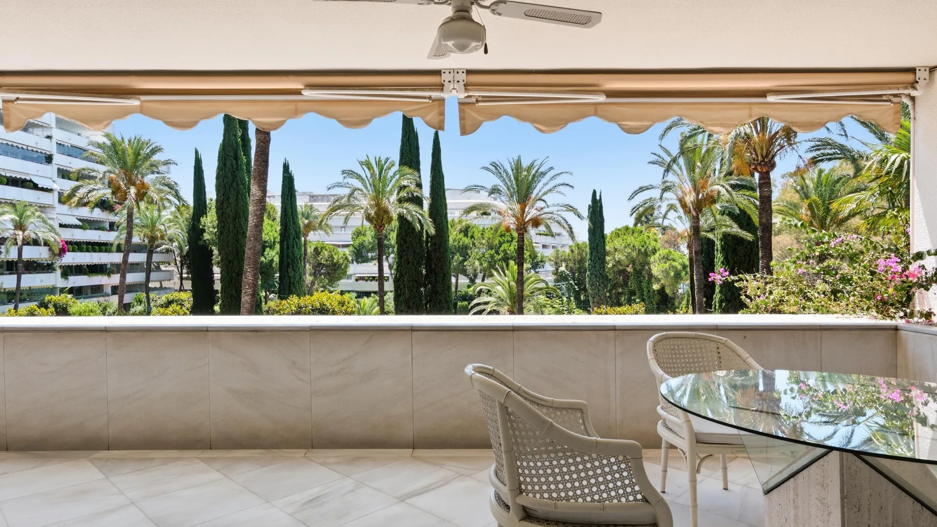 For sale 3 bedrooms apartment in Don Gonzalo