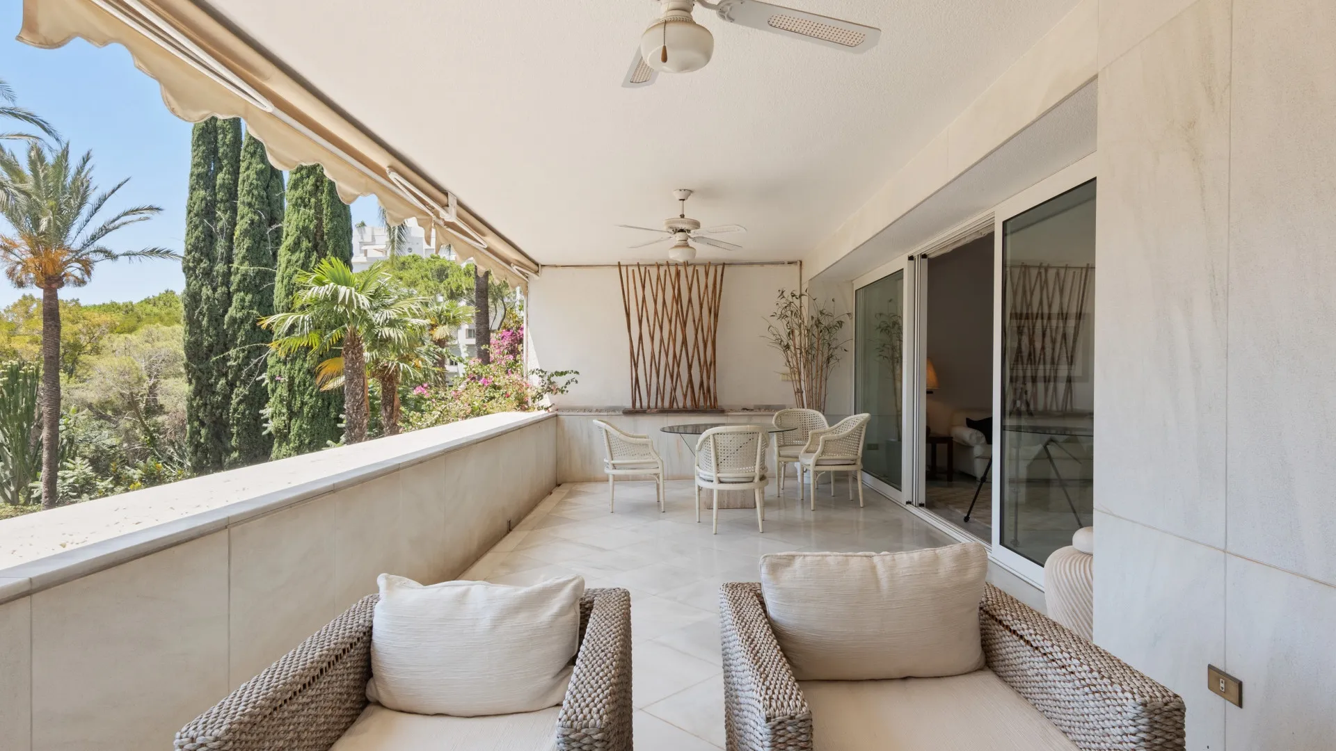 For sale 3 bedrooms apartment in Don Gonzalo