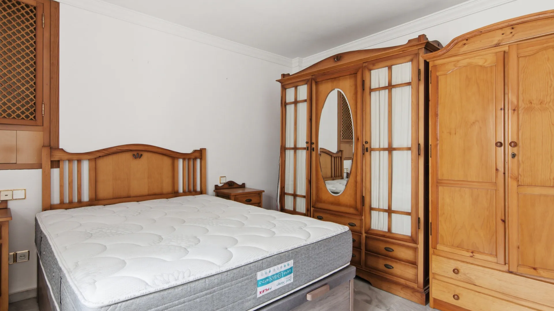 Apartment for sale in Estepona Old Town with 2 bedrooms