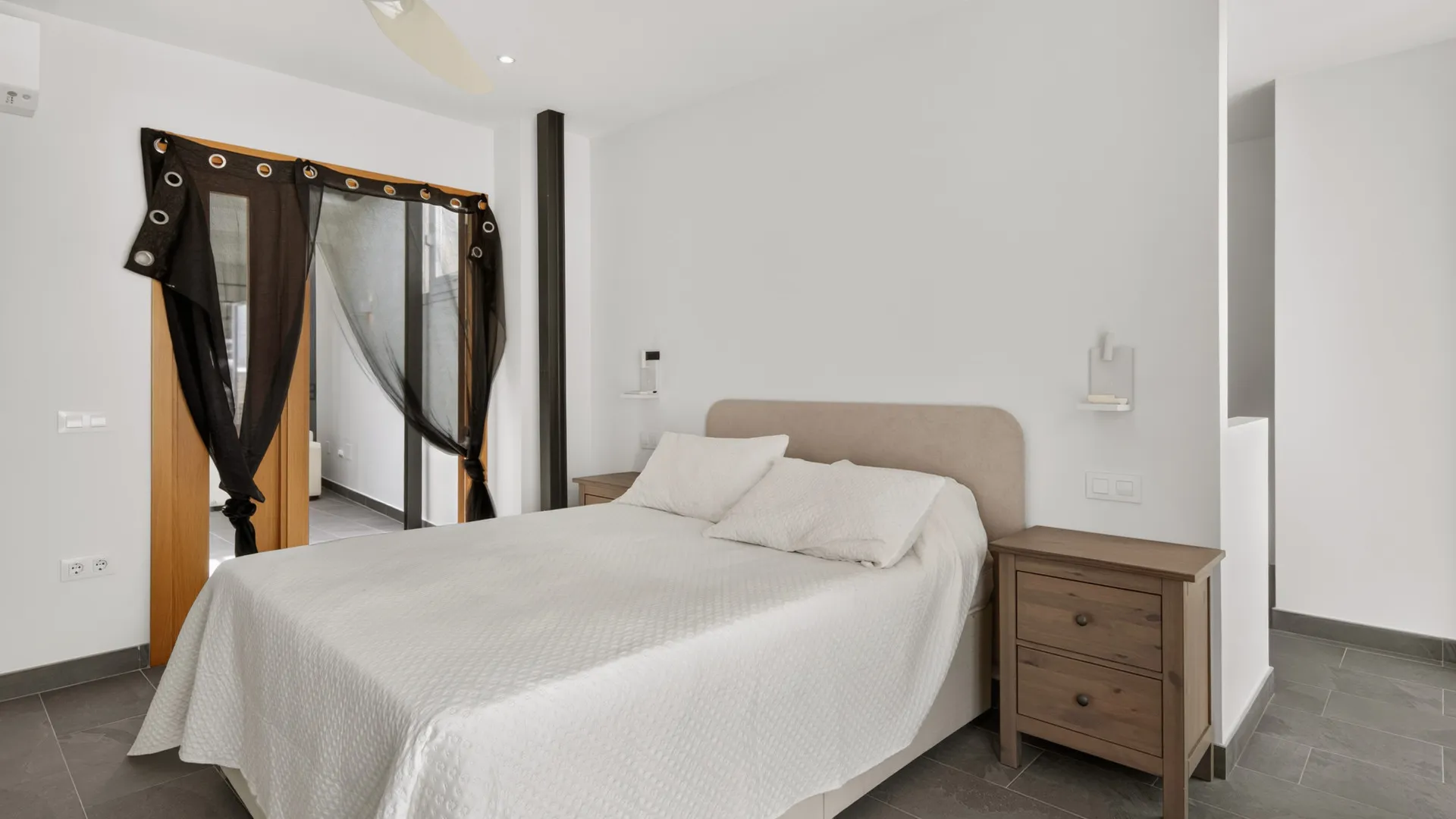 Adosado en venta en Estepona Casco Antiguo con 4 dormitorios