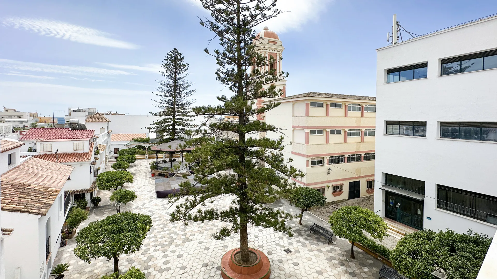 Adosado en venta en Estepona Casco Antiguo con 4 dormitorios