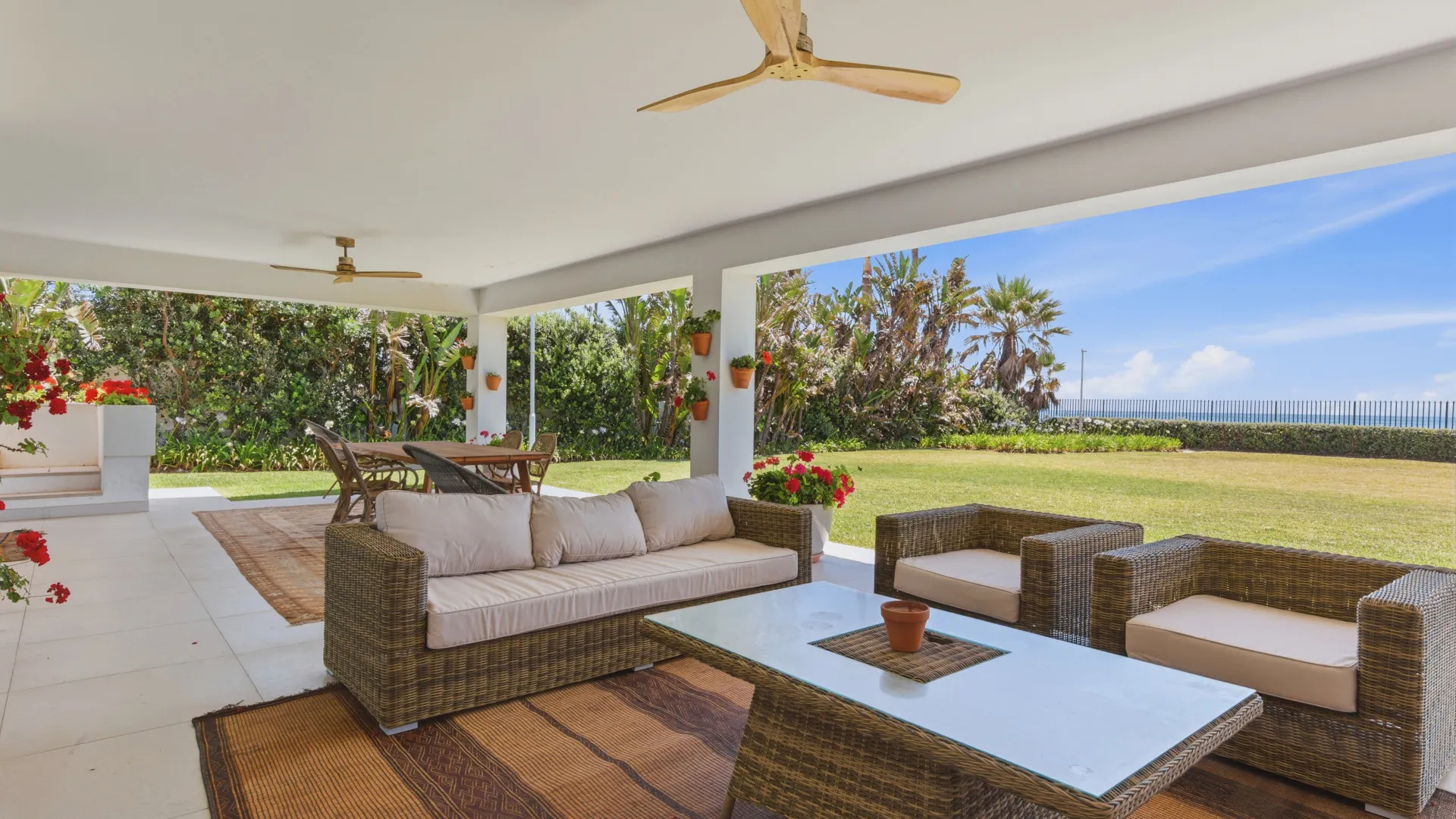 Villa a la venta en Casasola de 9 dormitorios