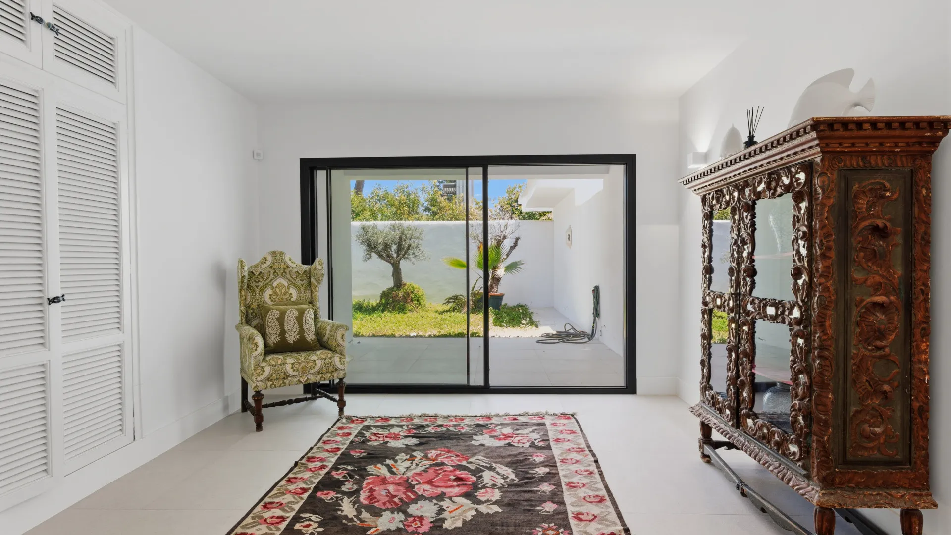 Villa a la venta en Casasola de 9 dormitorios