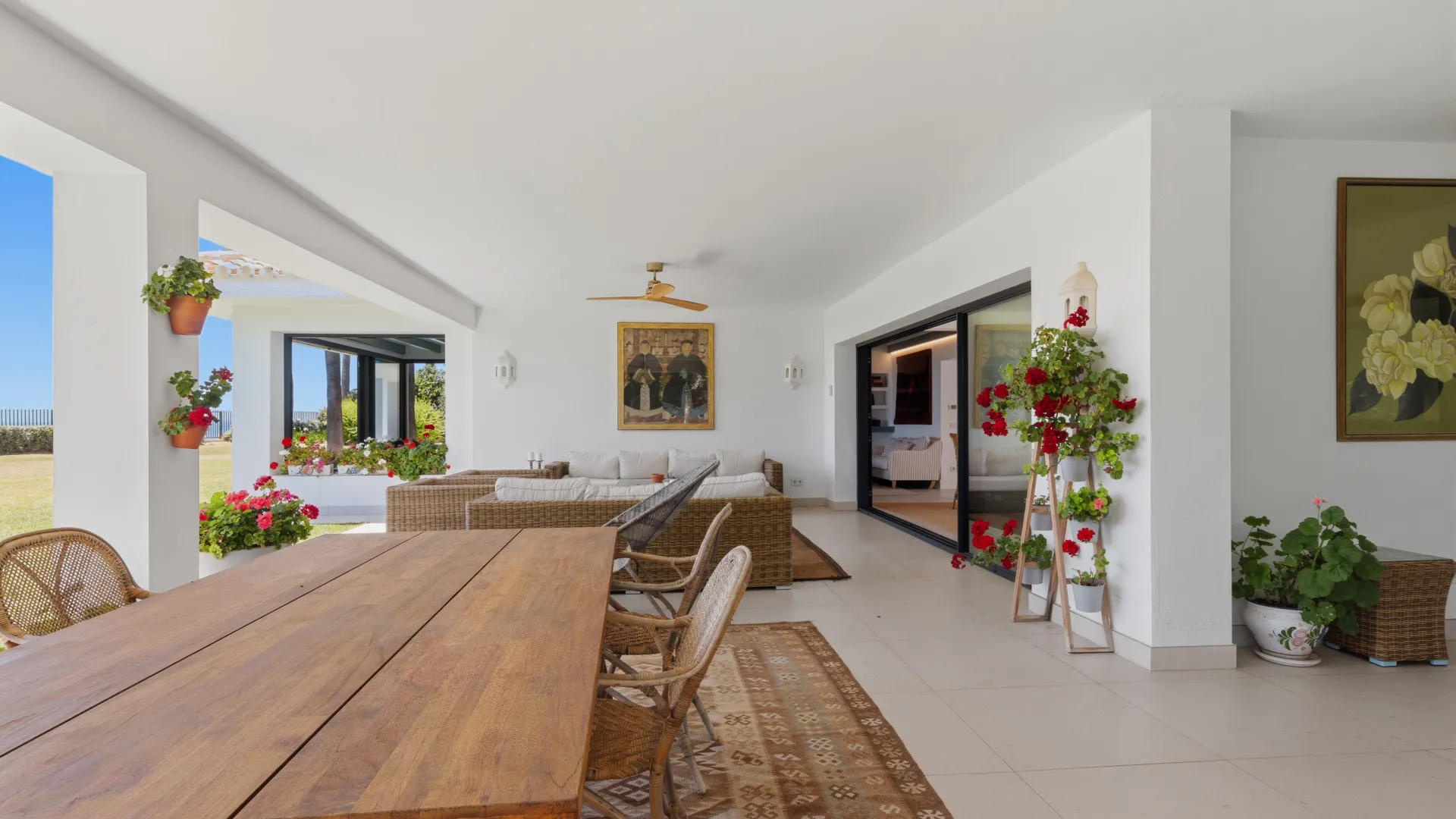 Villa a la venta en Casasola de 9 dormitorios