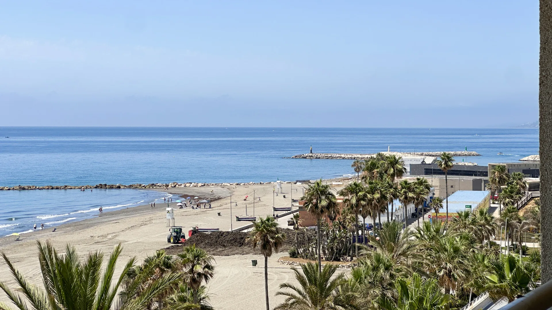 Apartamento con 3 dormitorios en venta en Estepona Centro
