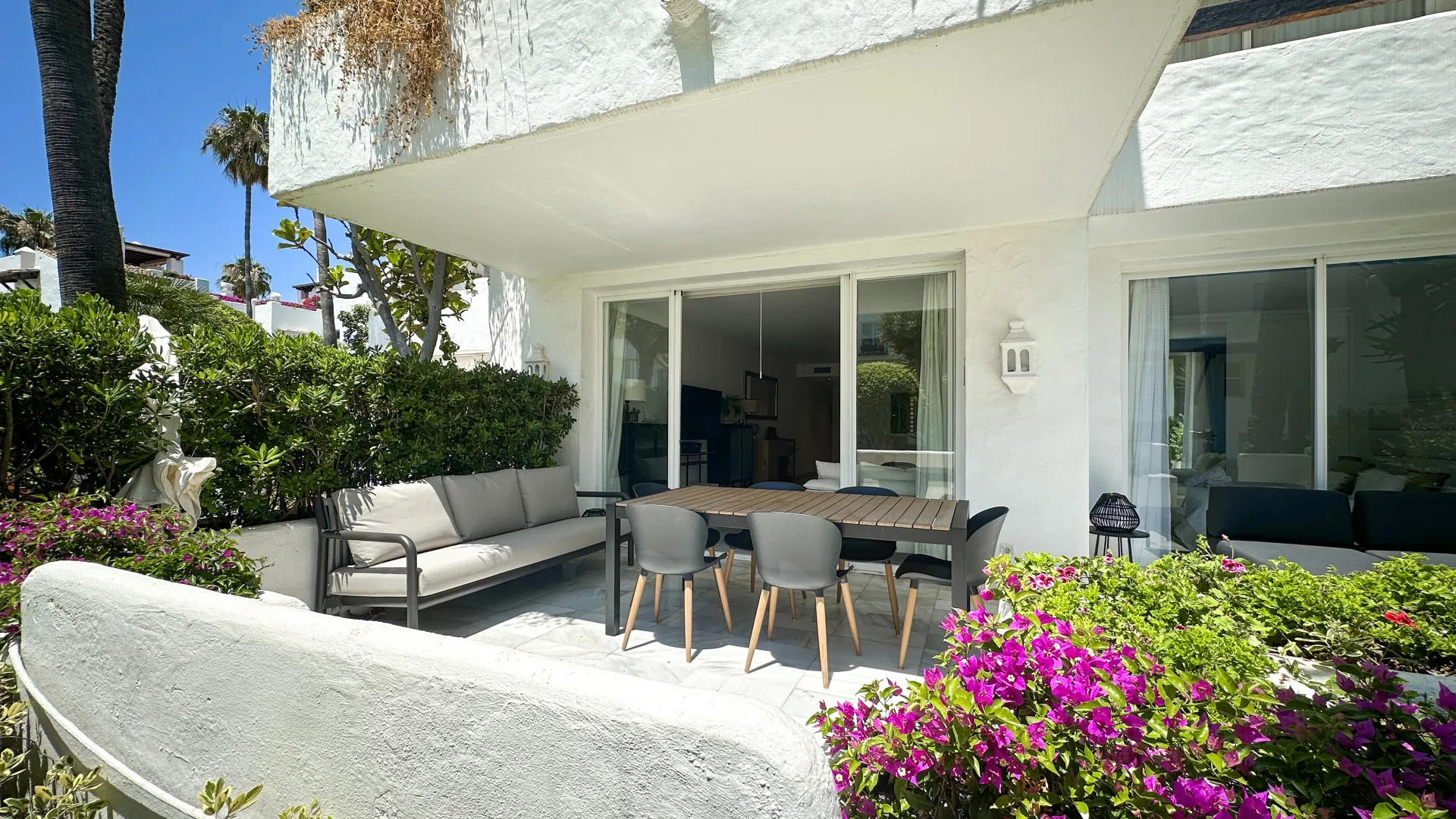 Apartamento planta baja en venta en Alcazaba Beach con 2 dormitorios