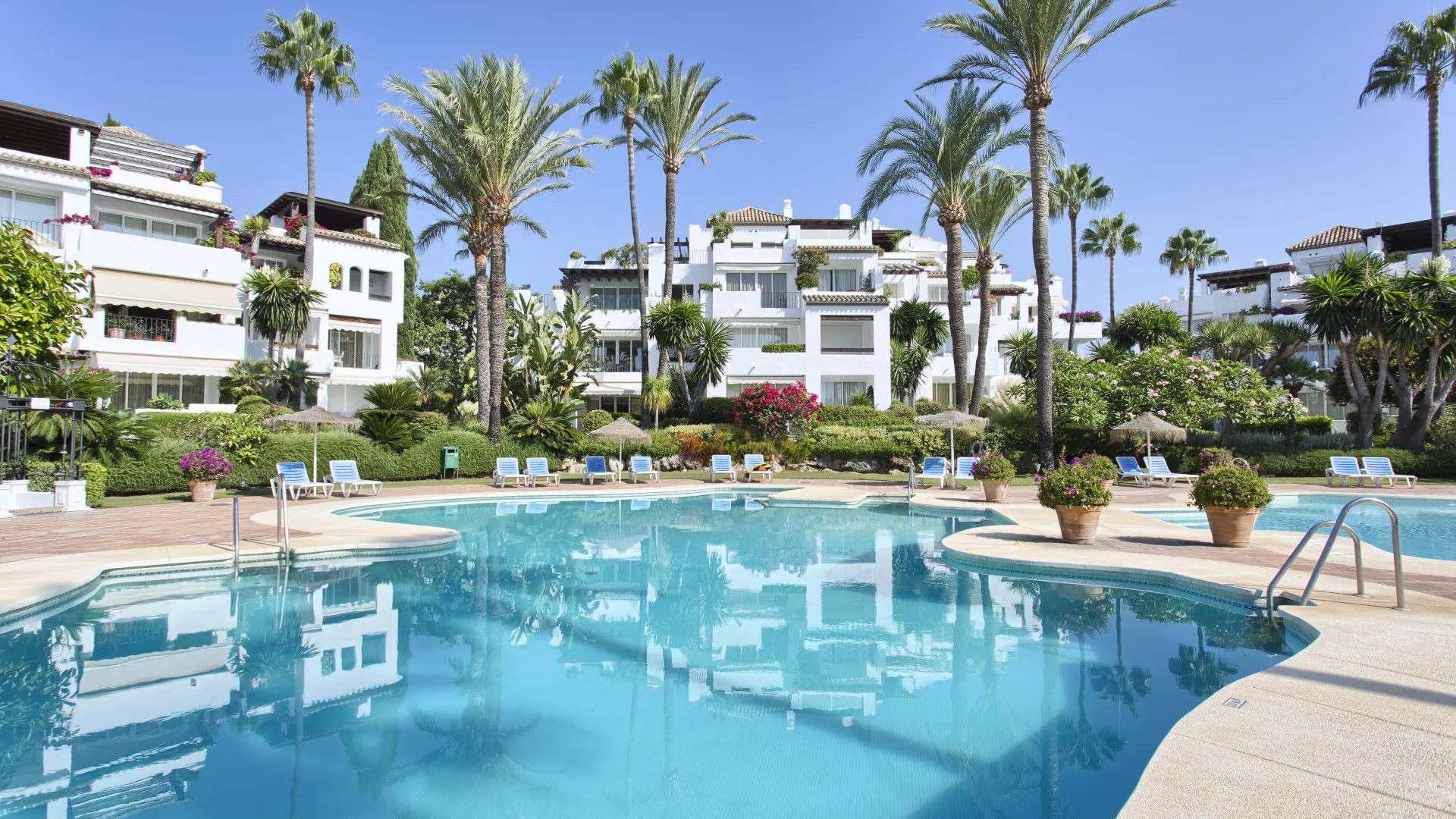 Apartamento planta baja en venta en Alcazaba Beach con 2 dormitorios