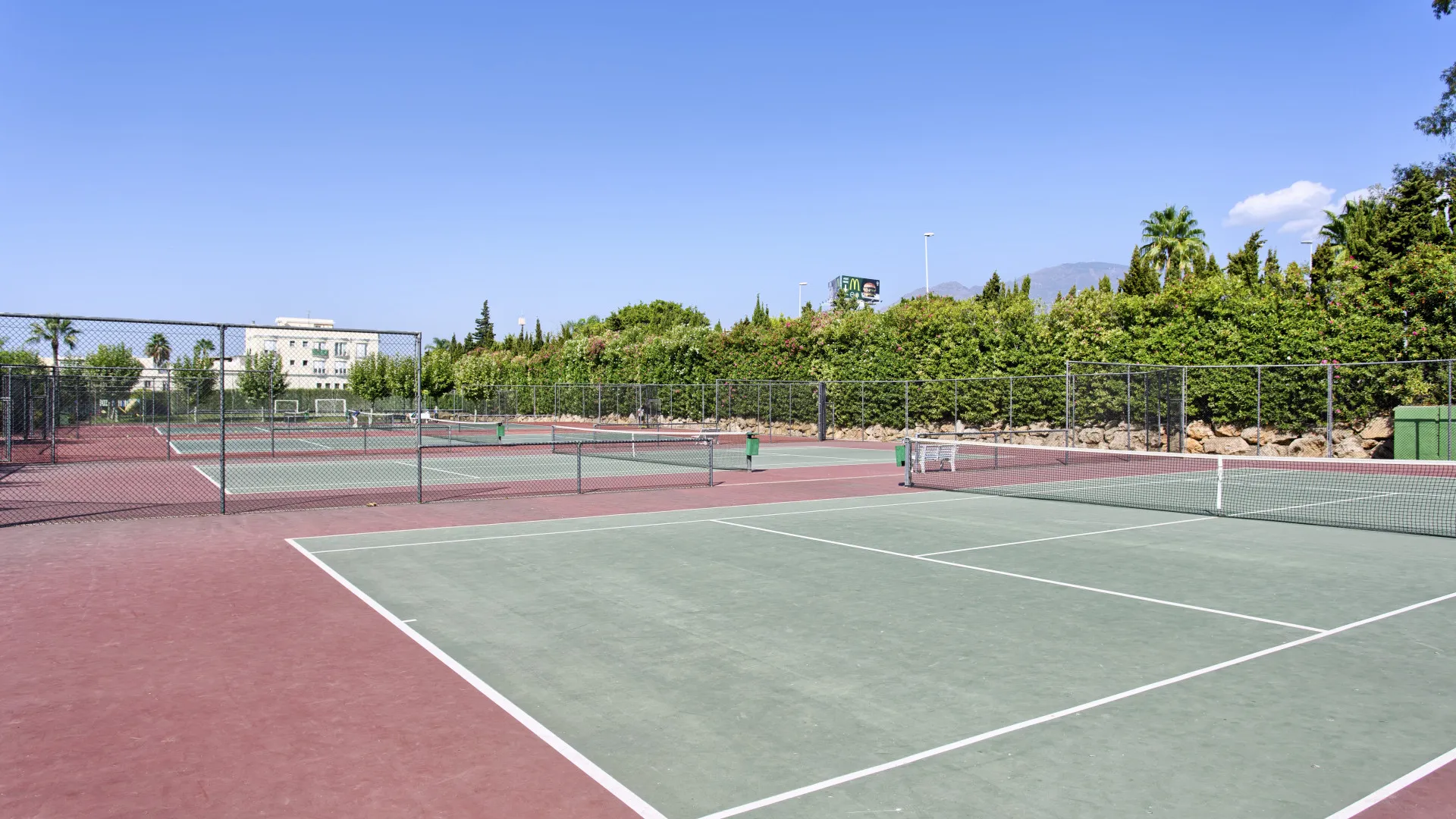 Apartamento planta baja en venta en Alcazaba Beach con 2 dormitorios