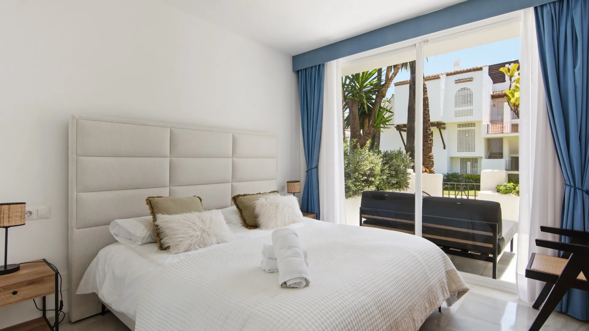 Apartamento planta baja en venta en Alcazaba Beach con 2 dormitorios