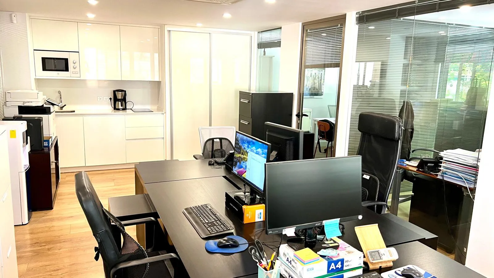 For sale office units in Marbella Centro