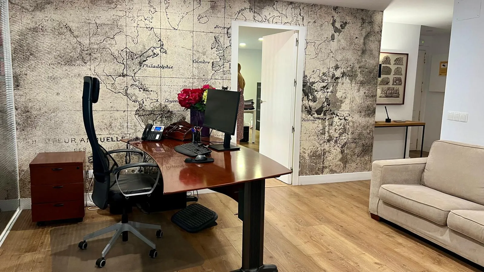 For sale office units in Marbella Centro