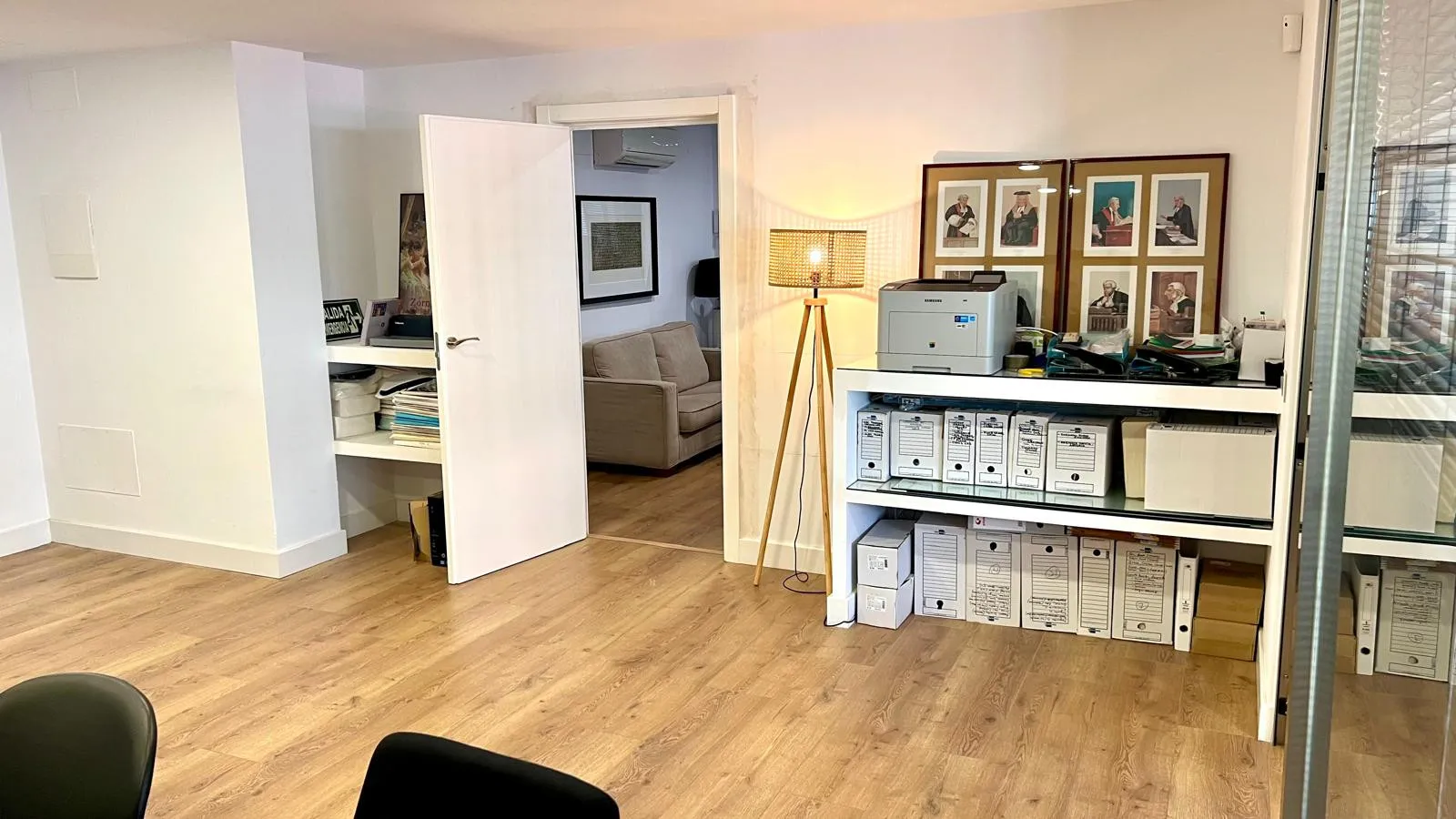 For sale office units in Marbella Centro