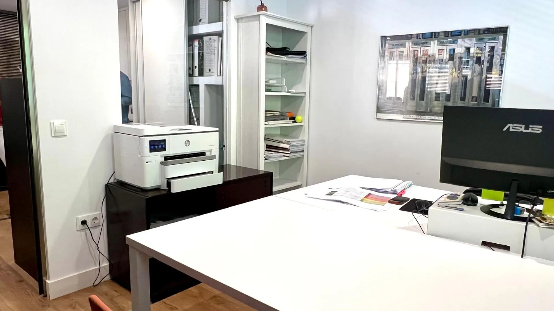 For sale office units in Marbella Centro