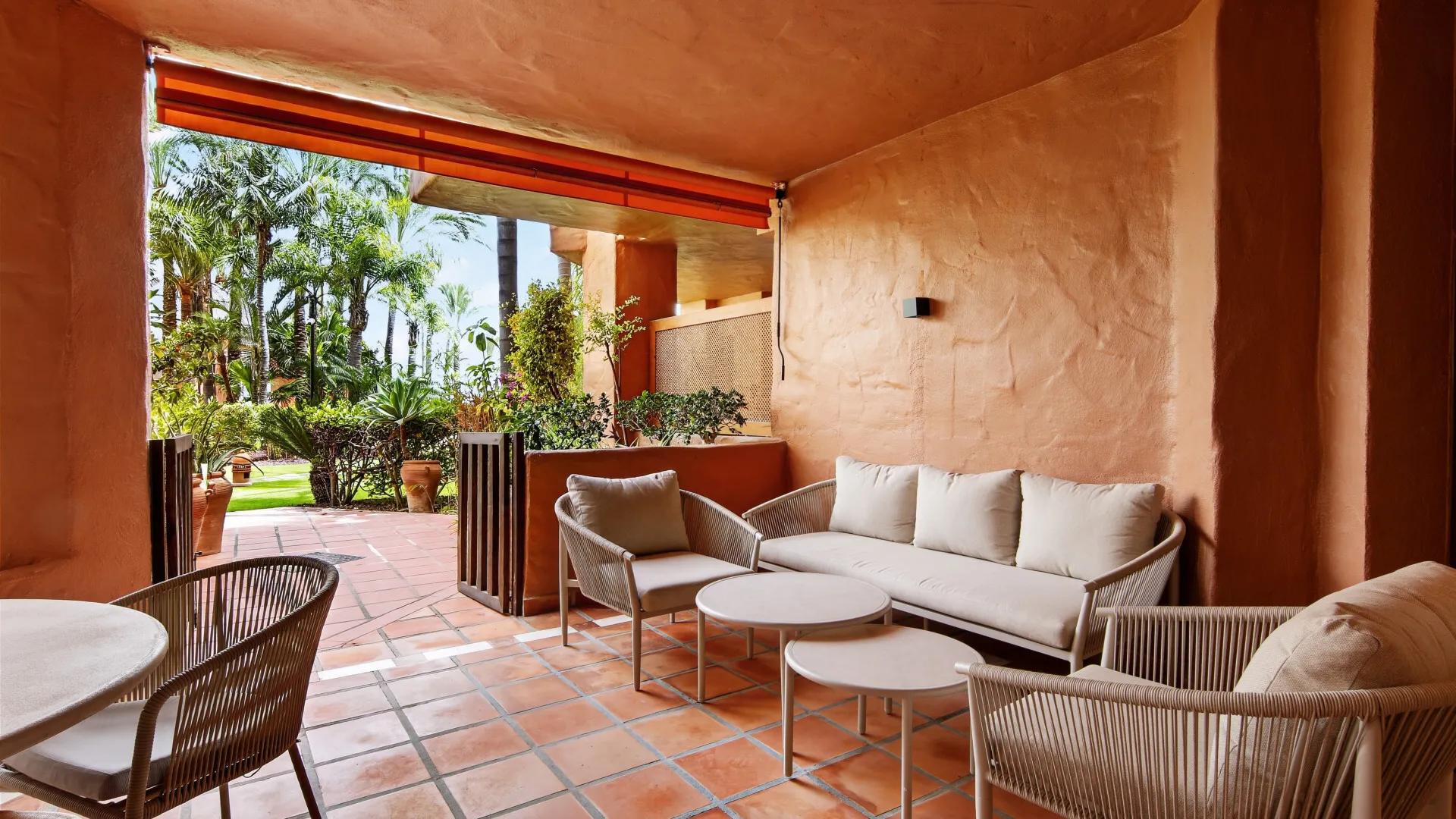 For sale studio in Kempinski