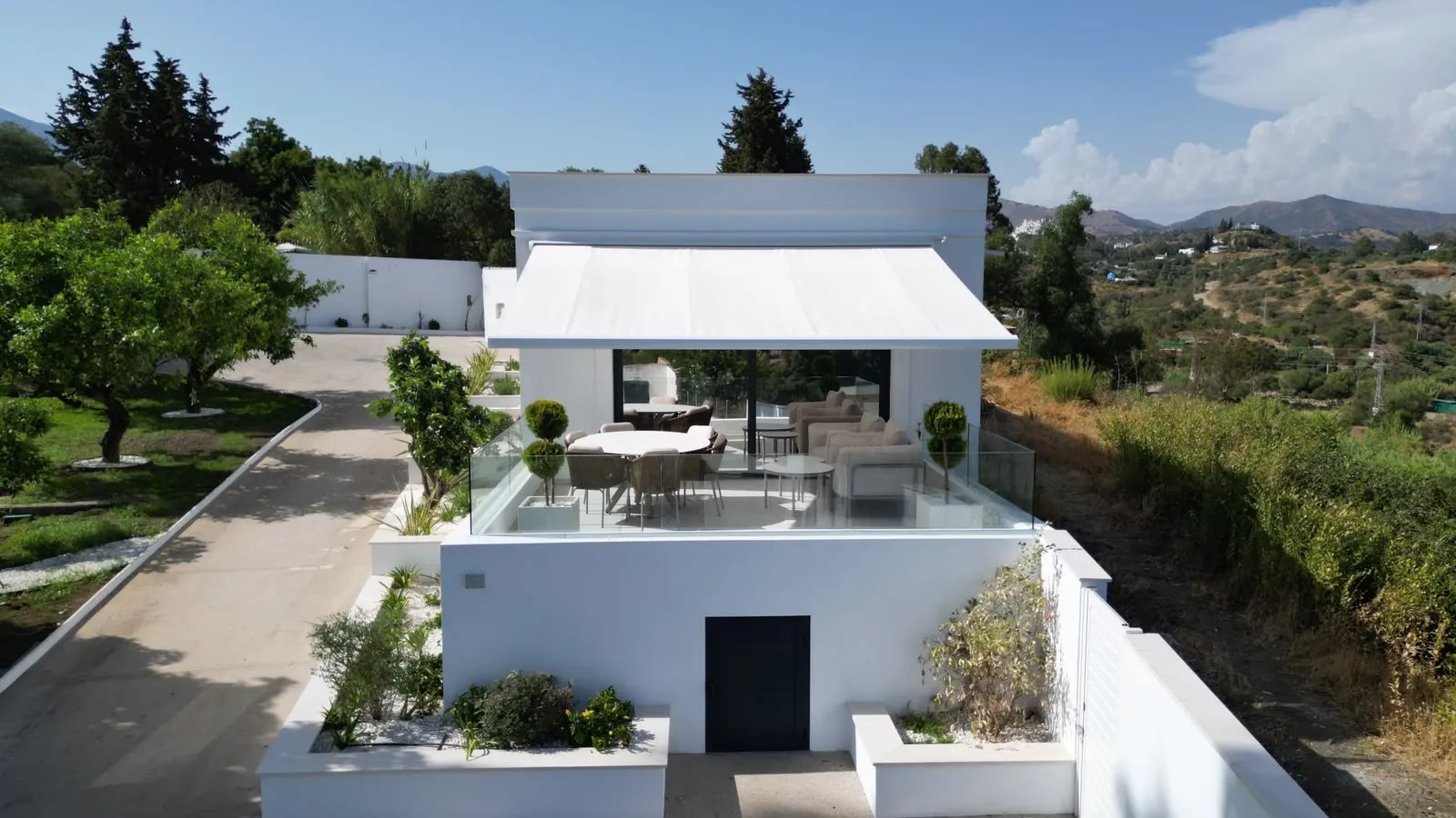 Finca con 6 dormitorios en venta en Reinoso