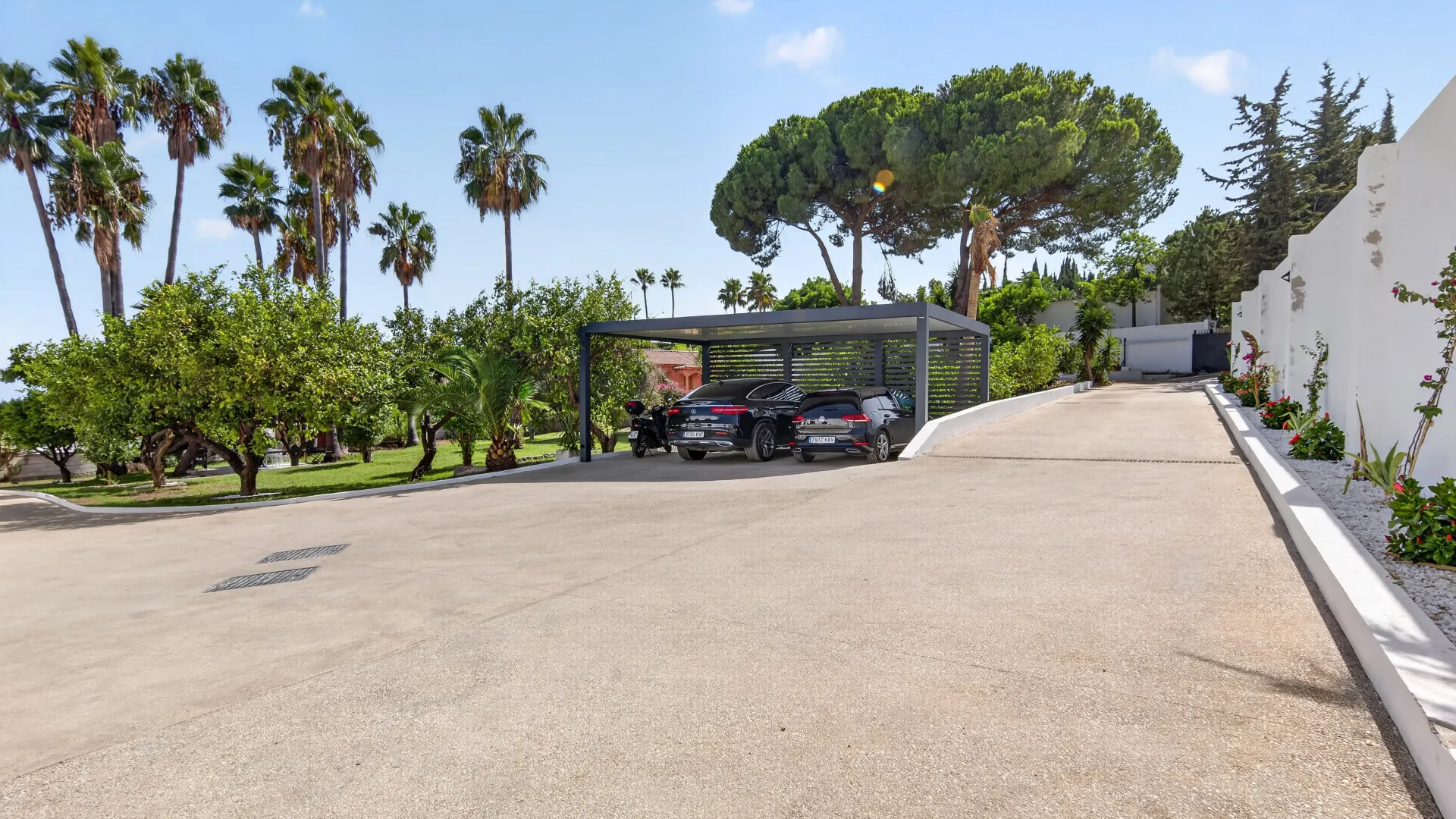 Finca con 6 dormitorios en venta en Reinoso