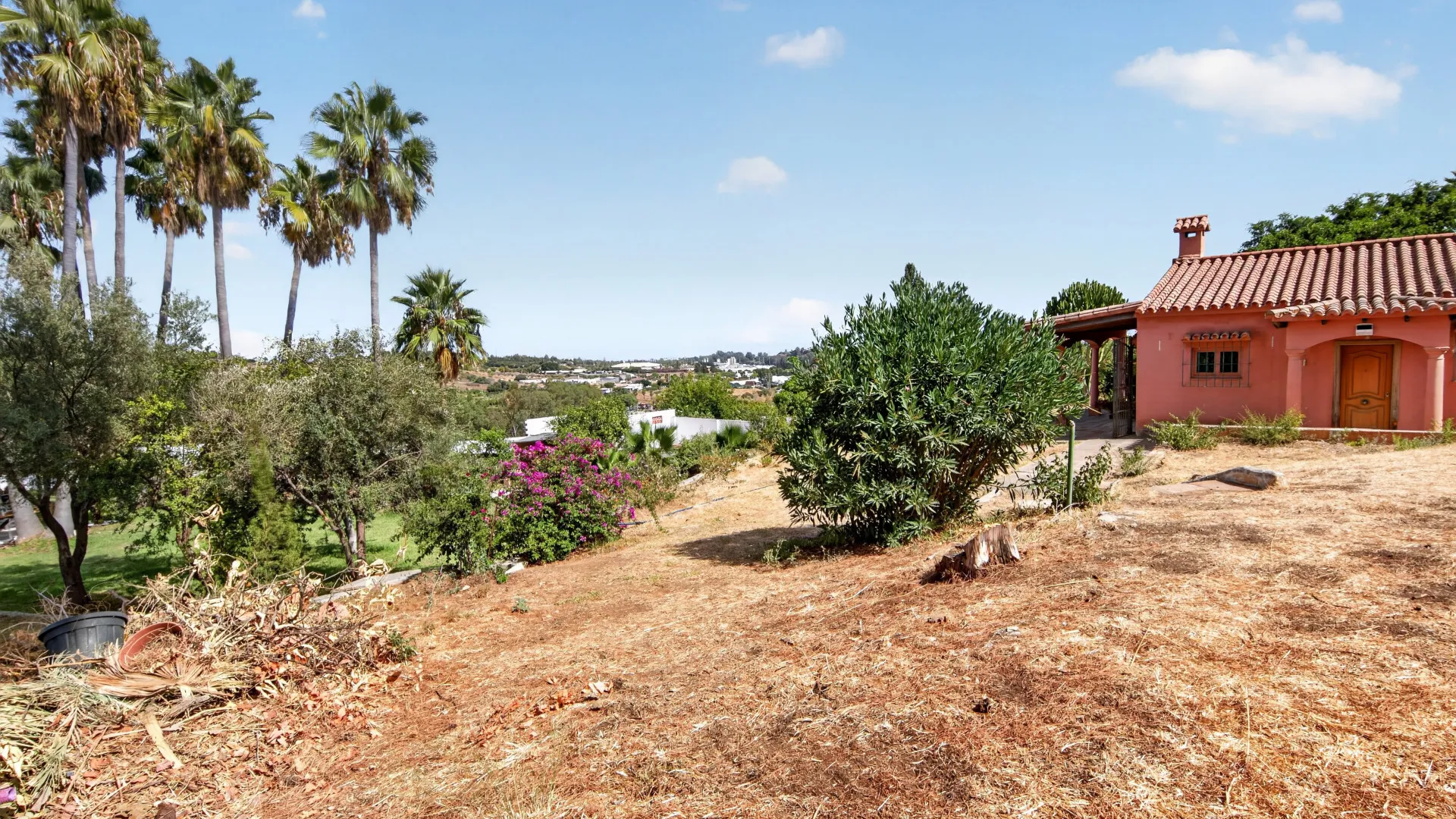 Finca con 6 dormitorios en venta en Reinoso