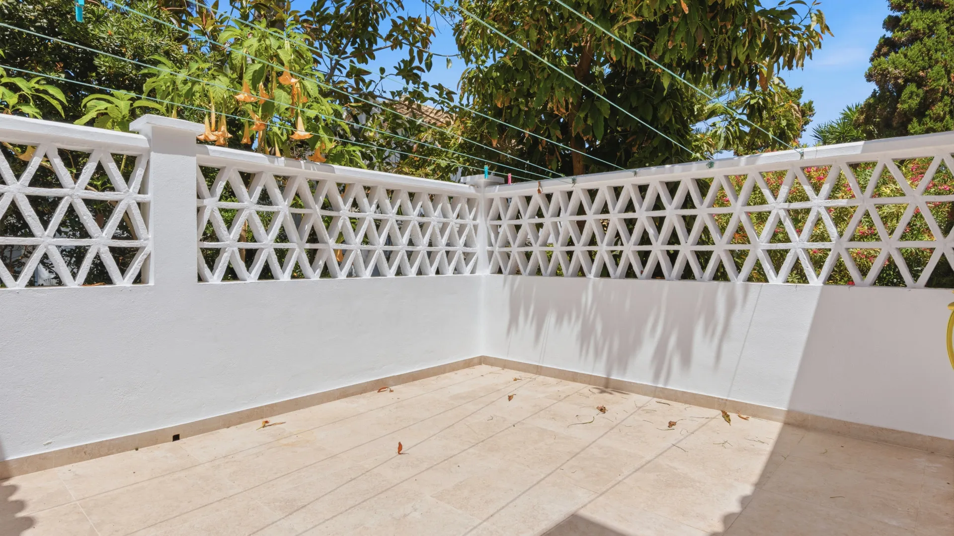 Villa in Casasola for sale