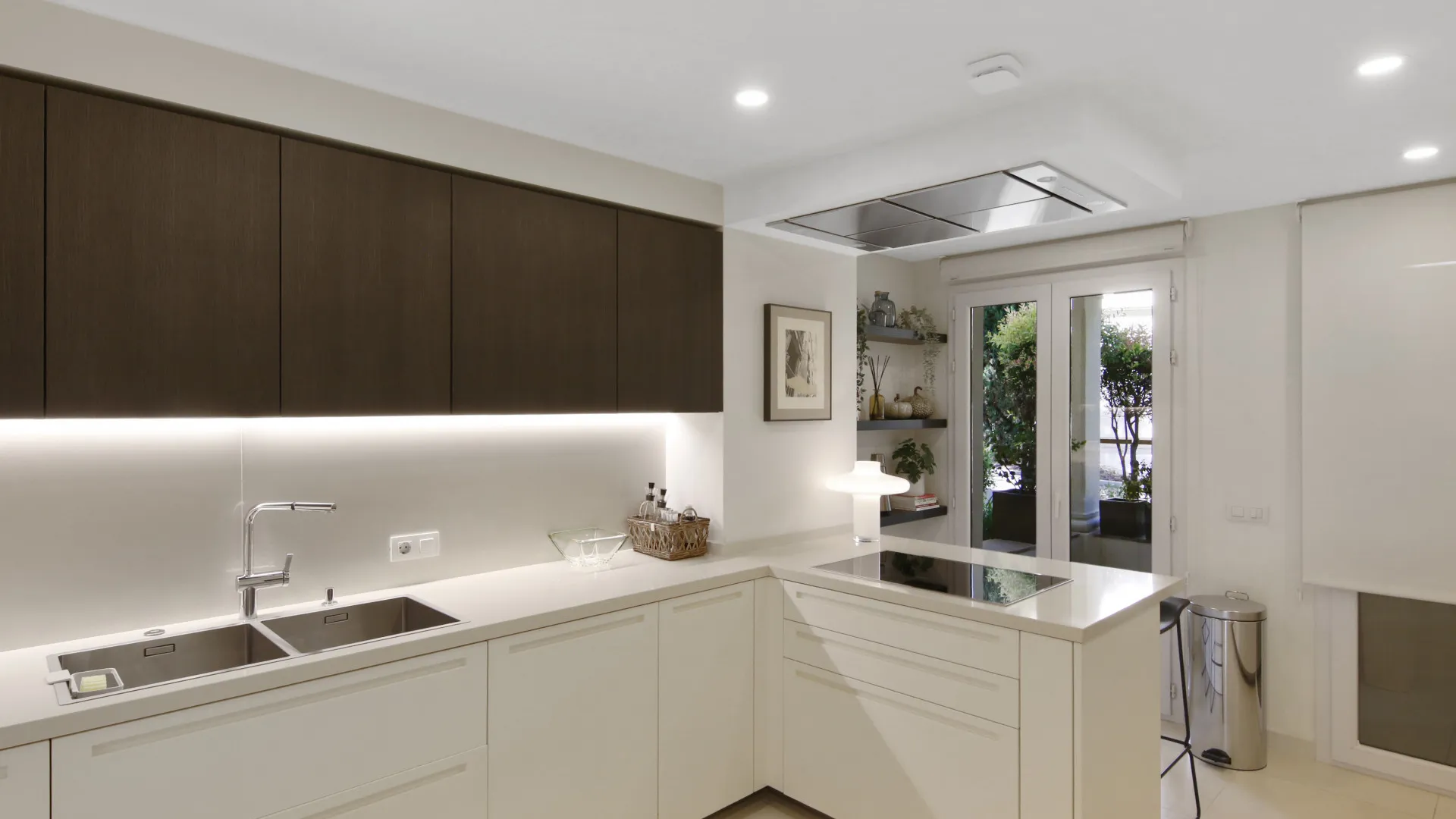 Apartamento planta baja de 3 dormitorios en venta en Las Alamandas