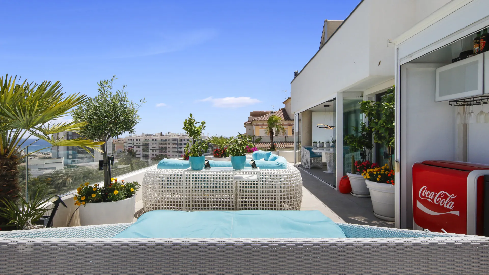 3 bedrooms penthouse for sale in Estepona Centre