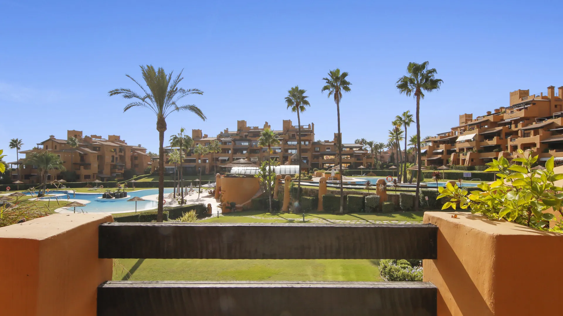 Buy apartment in Los Granados del Mar