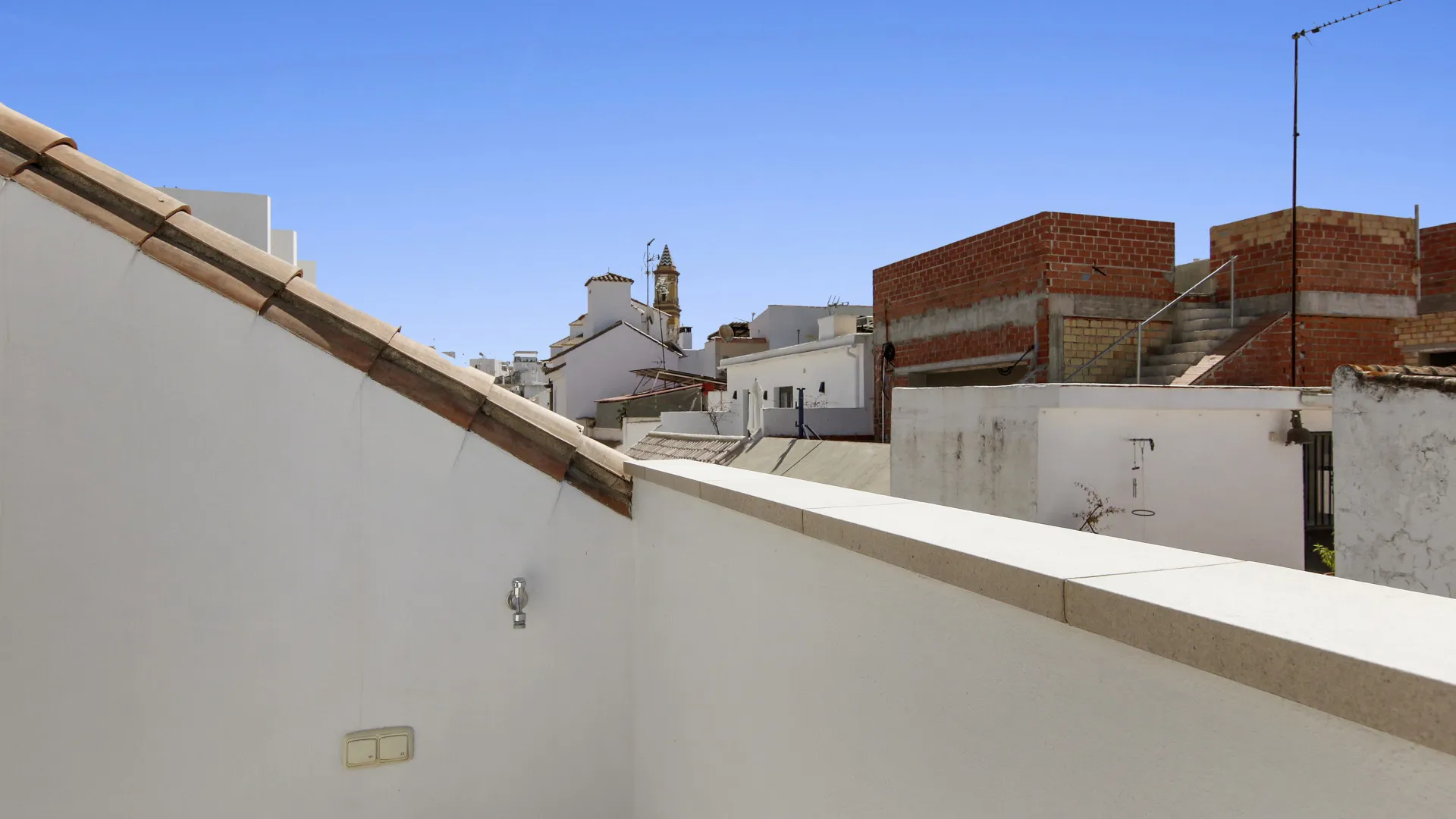 For sale 3 bedrooms town house in Estepona Old Town