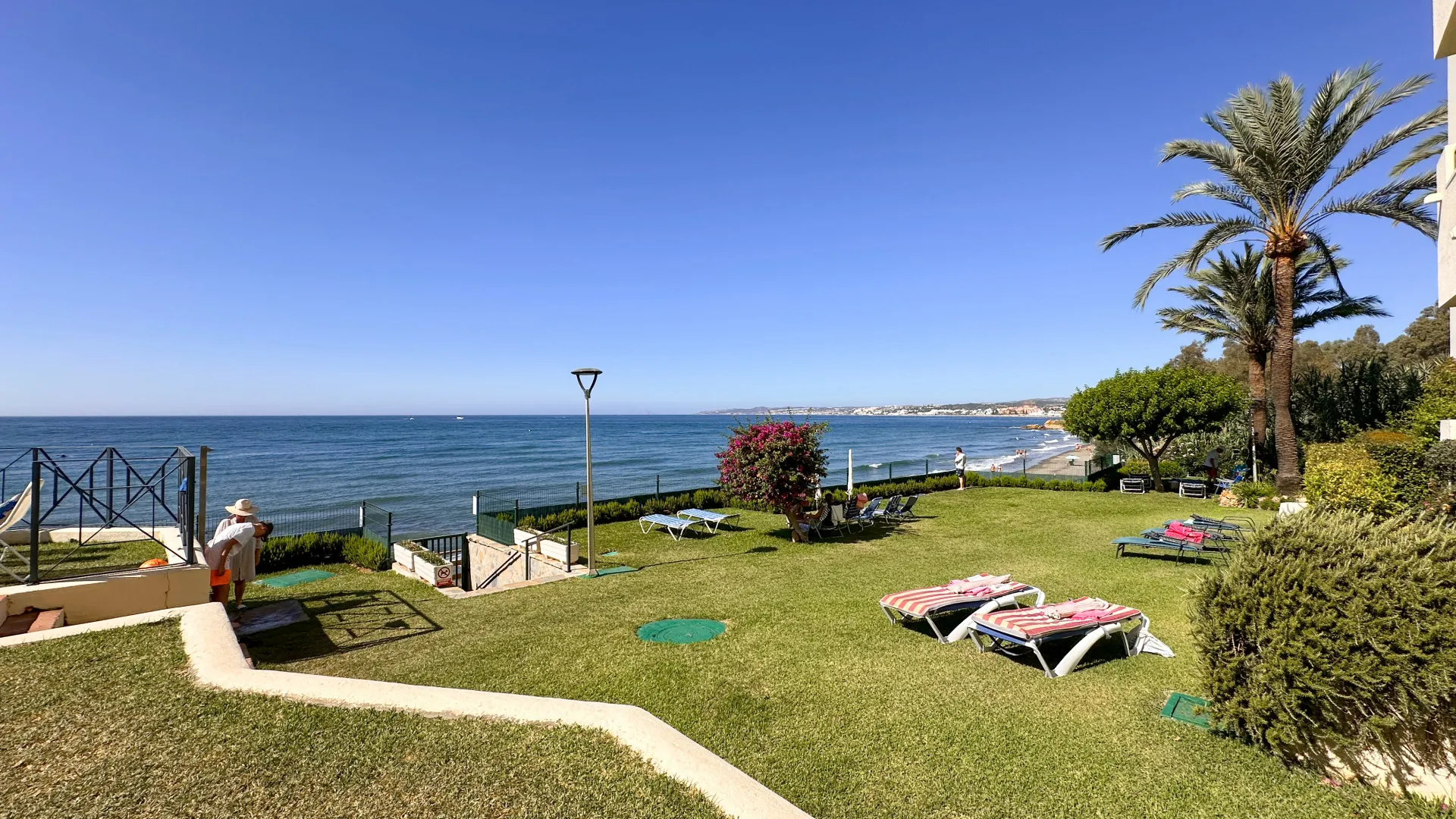 Se vende apartamento con 2 dormitorios en Estepona Ciudad
