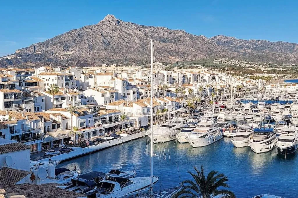 Marbella - Puerto Banus, Ático a la venta con 2 dormitorios