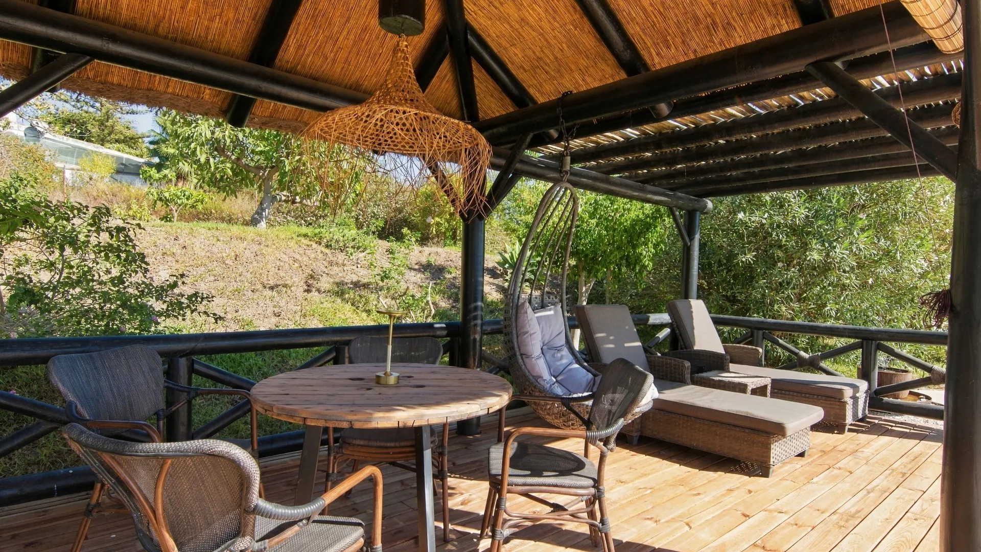 La Alberdina villa for sale