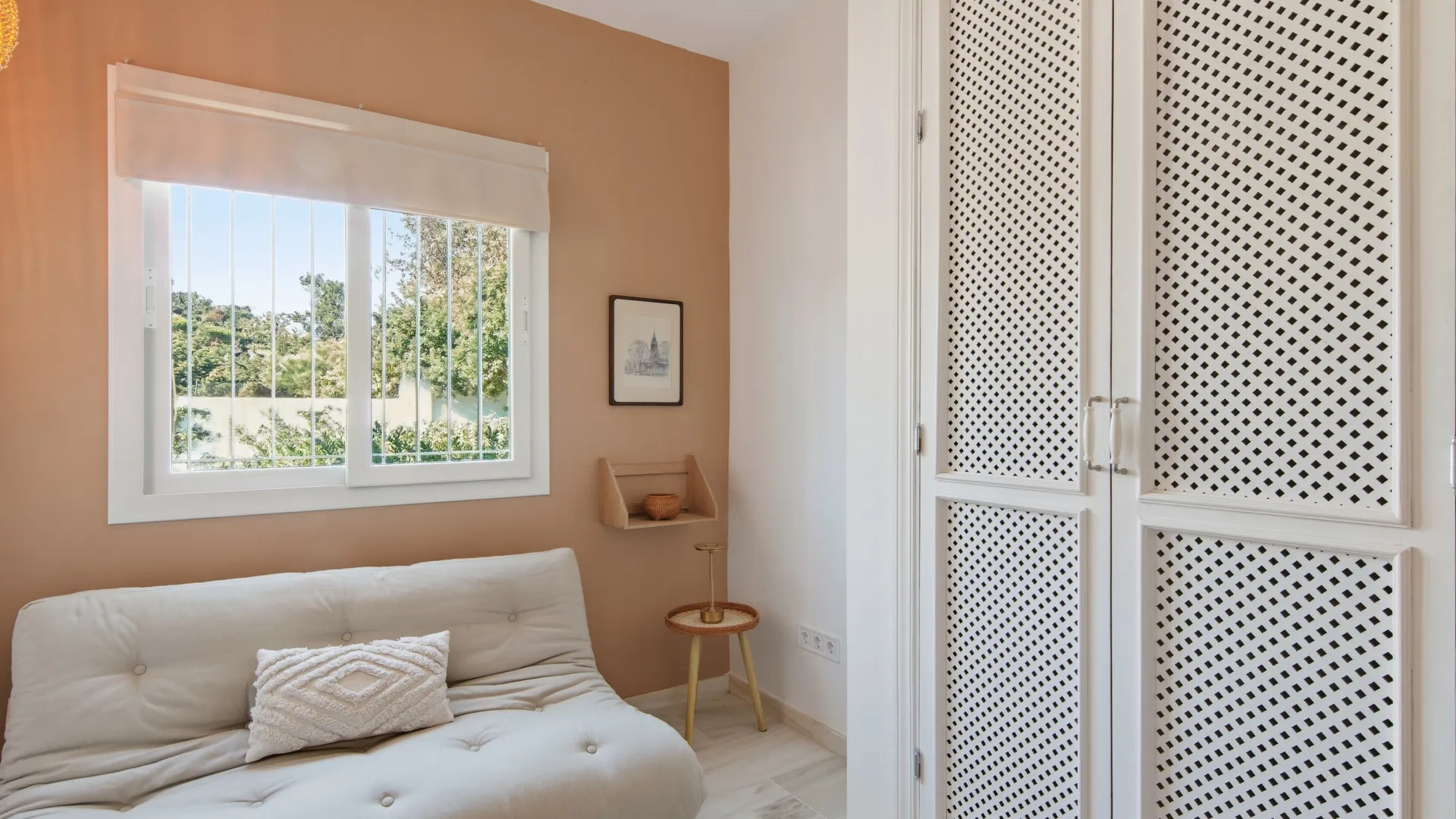 La Alberdina villa for sale