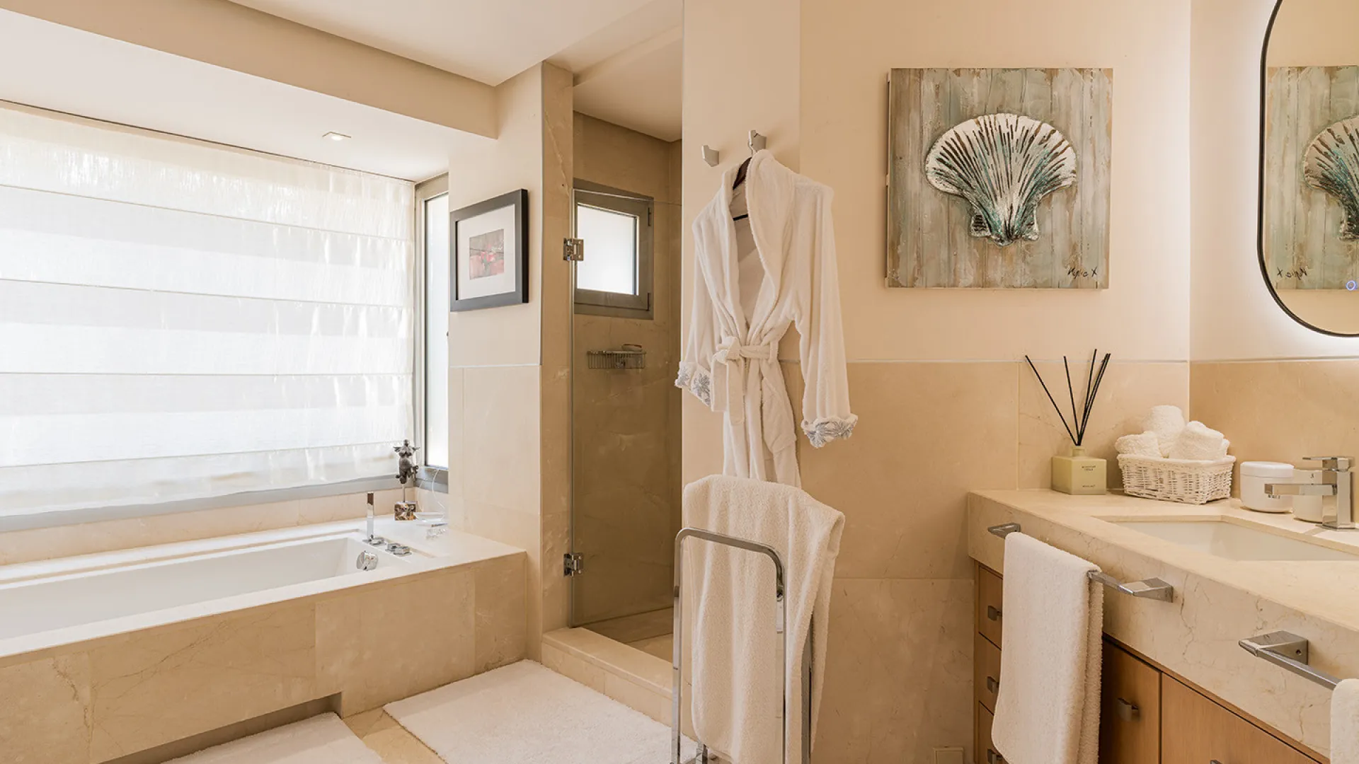 For sale Los Flamingos villa with 5 bedrooms