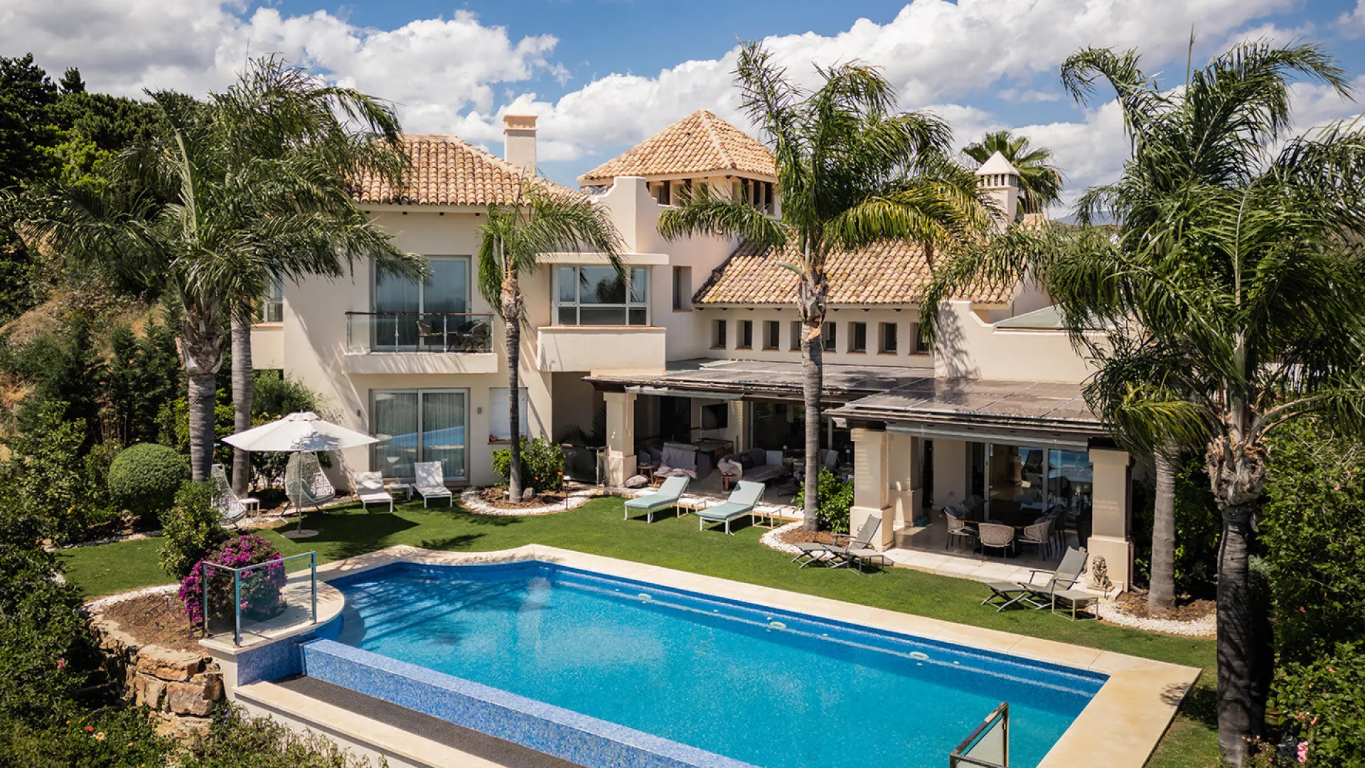 For sale Los Flamingos villa with 5 bedrooms