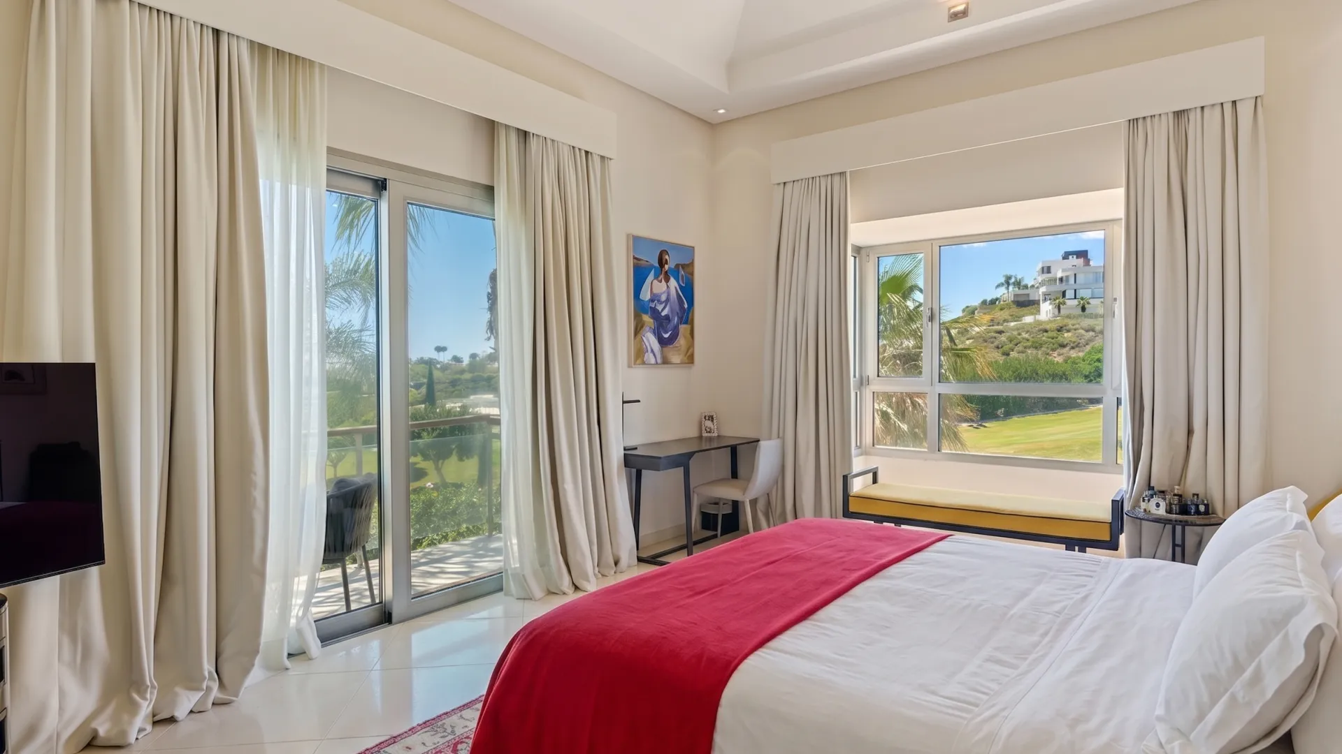 For sale Los Flamingos villa with 5 bedrooms