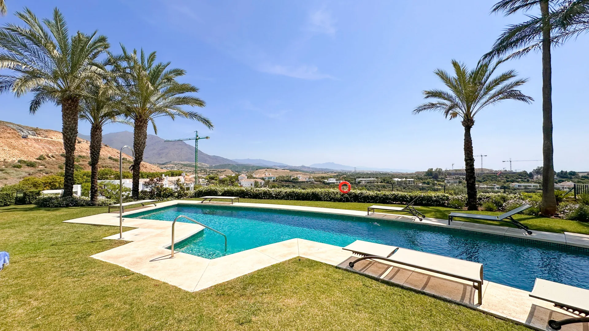 Comprar apartamento de 2 dormitorios en Finca Cortesin