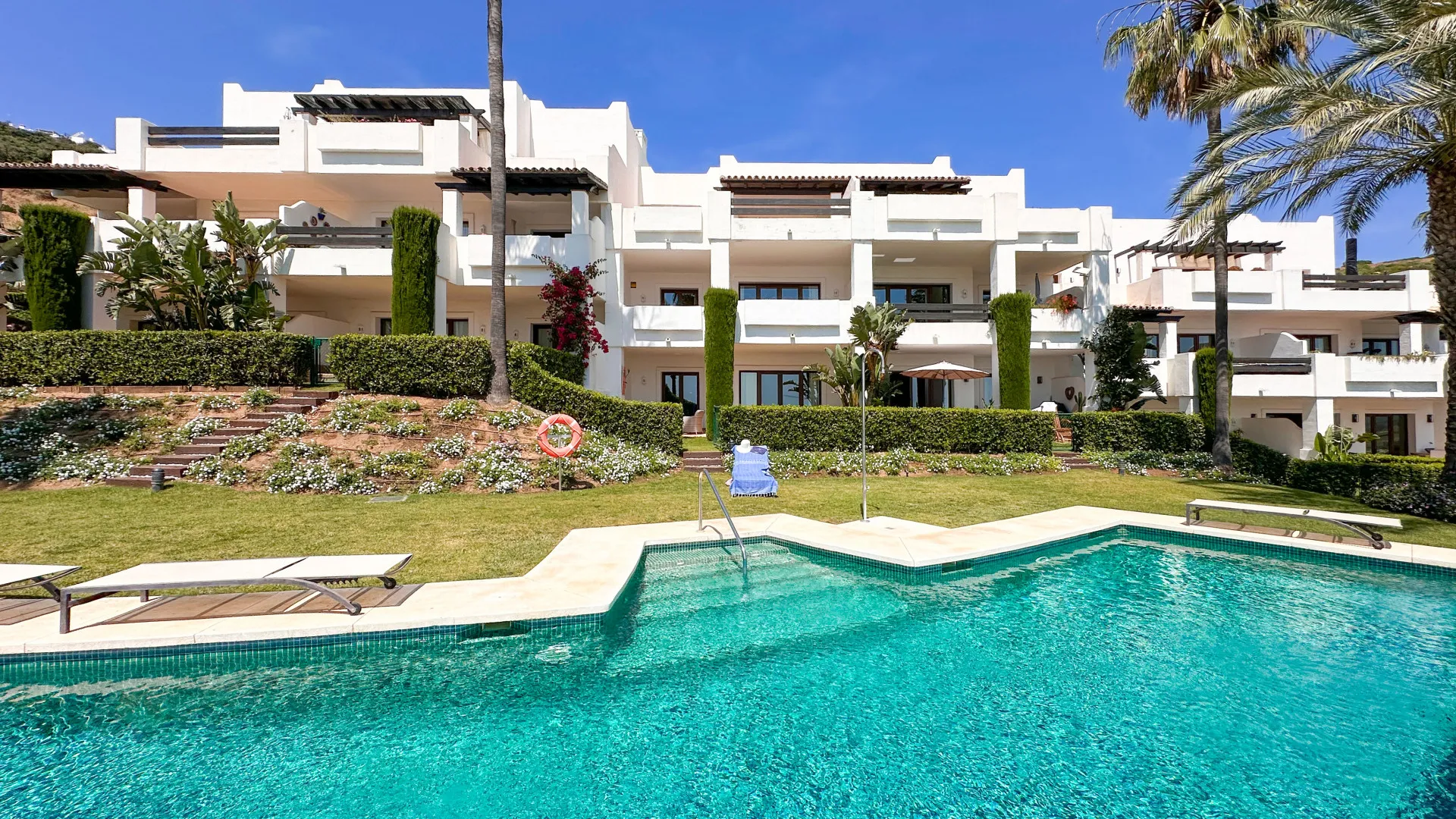Comprar apartamento de 2 dormitorios en Finca Cortesin