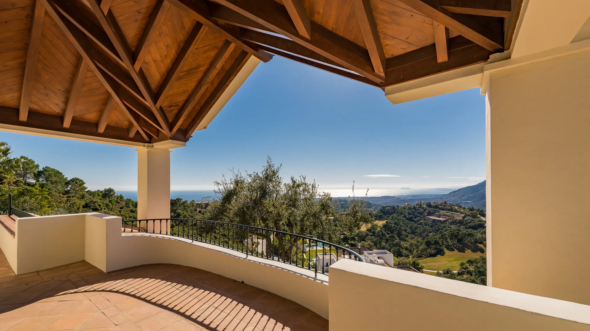 Villa for sale in La Zagaleta with 7 bedrooms