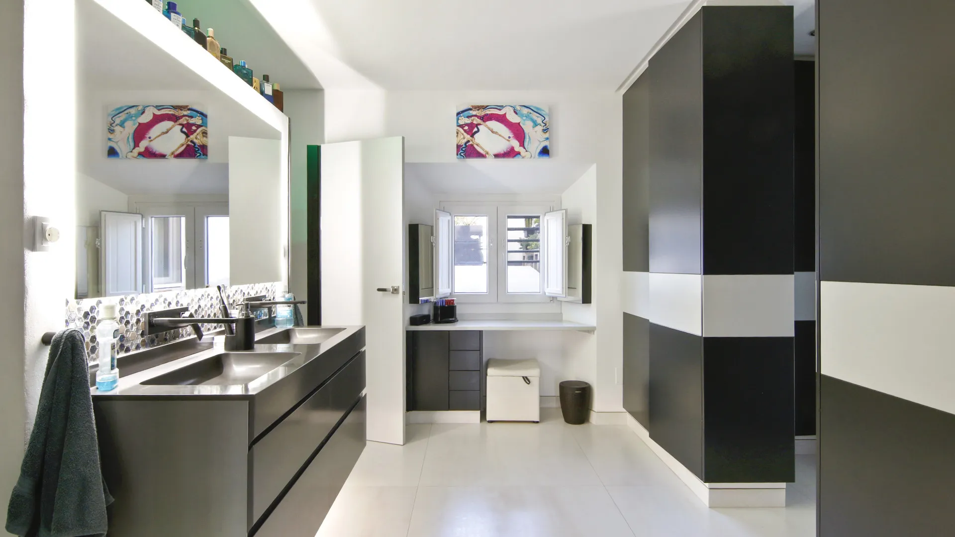 For sale town house in Estepona Old Town with 4 bedrooms