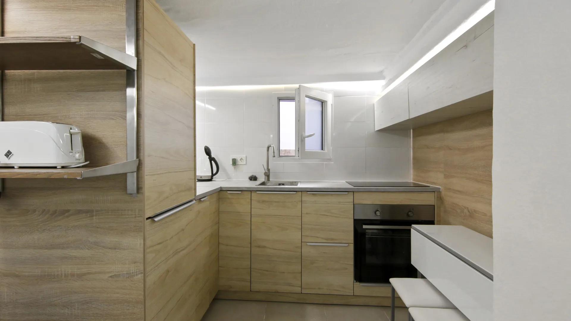 For sale town house in Estepona Old Town with 4 bedrooms