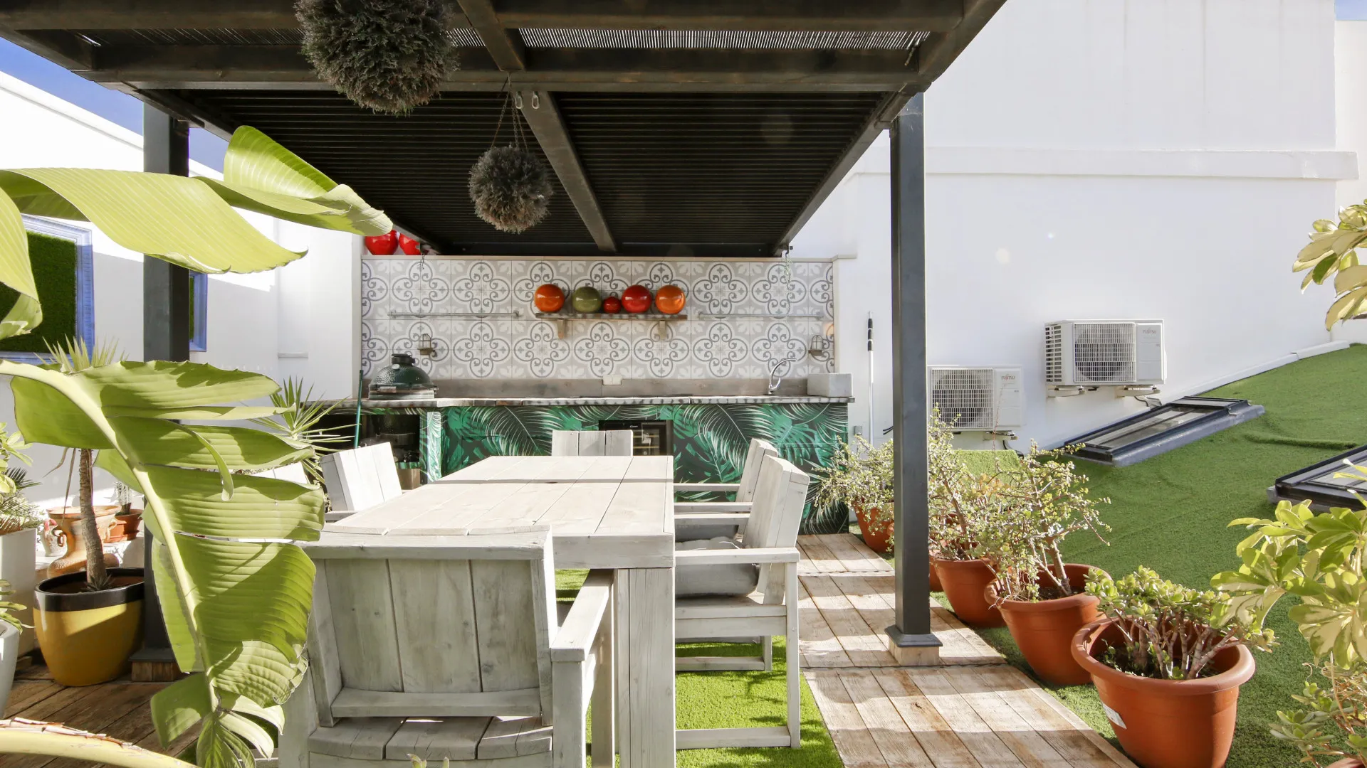 For sale town house in Estepona Old Town with 4 bedrooms