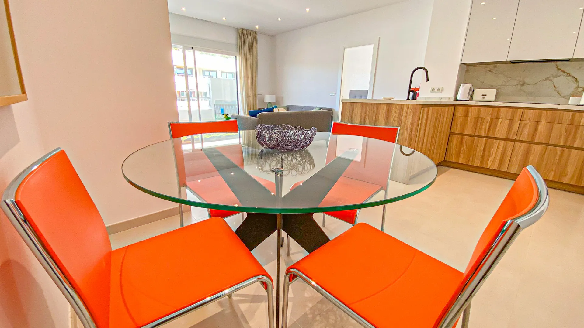 Penthouse with 2 bedrooms for sale in Marbella Golden Mile