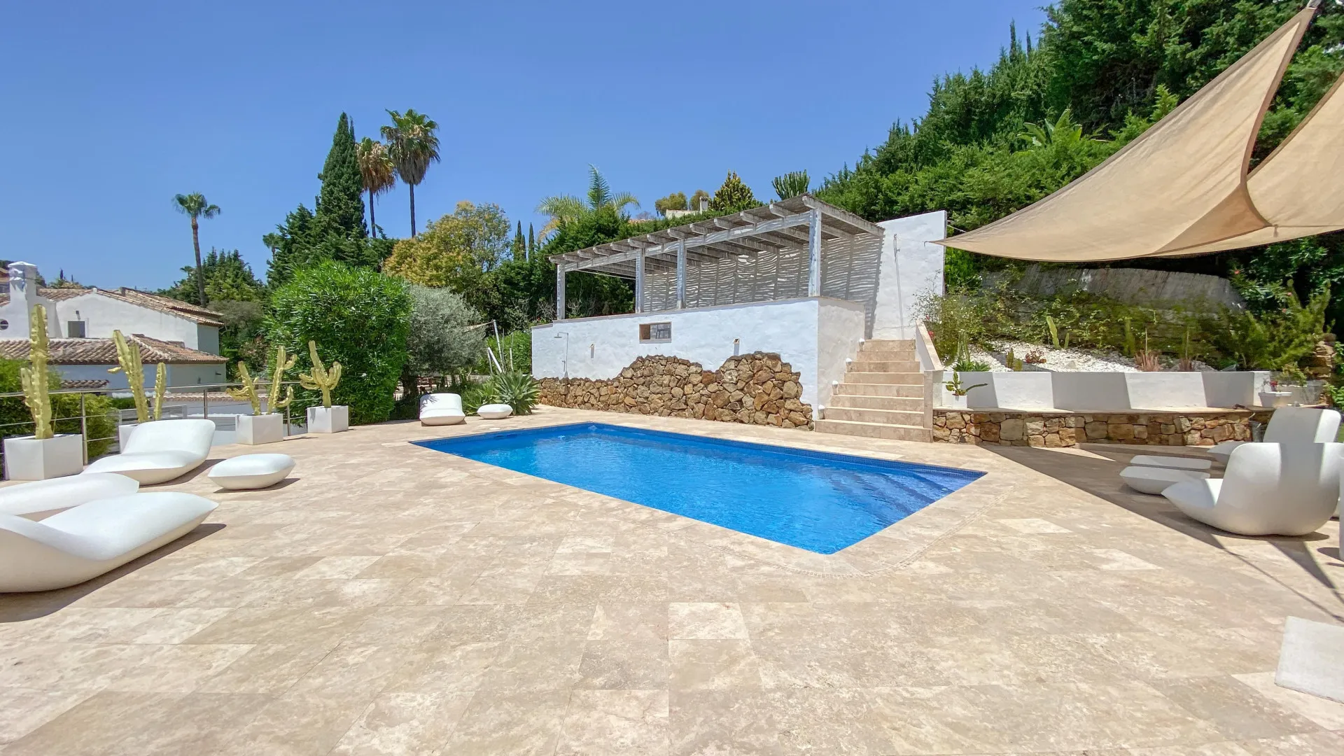 Nueva Andalucia, villa en venta de 5 dormitorios